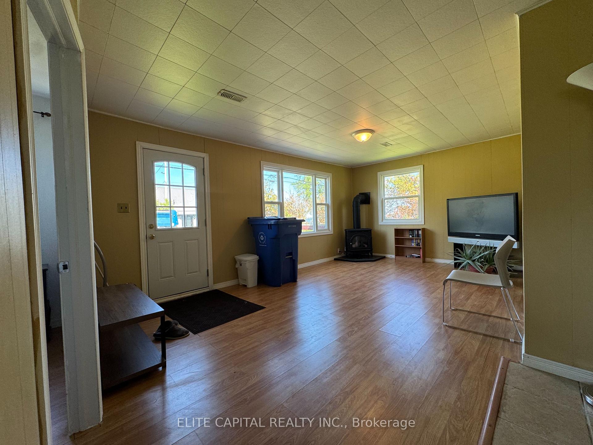 9 Lambrook Drive, Georgina — photo 3 of 5