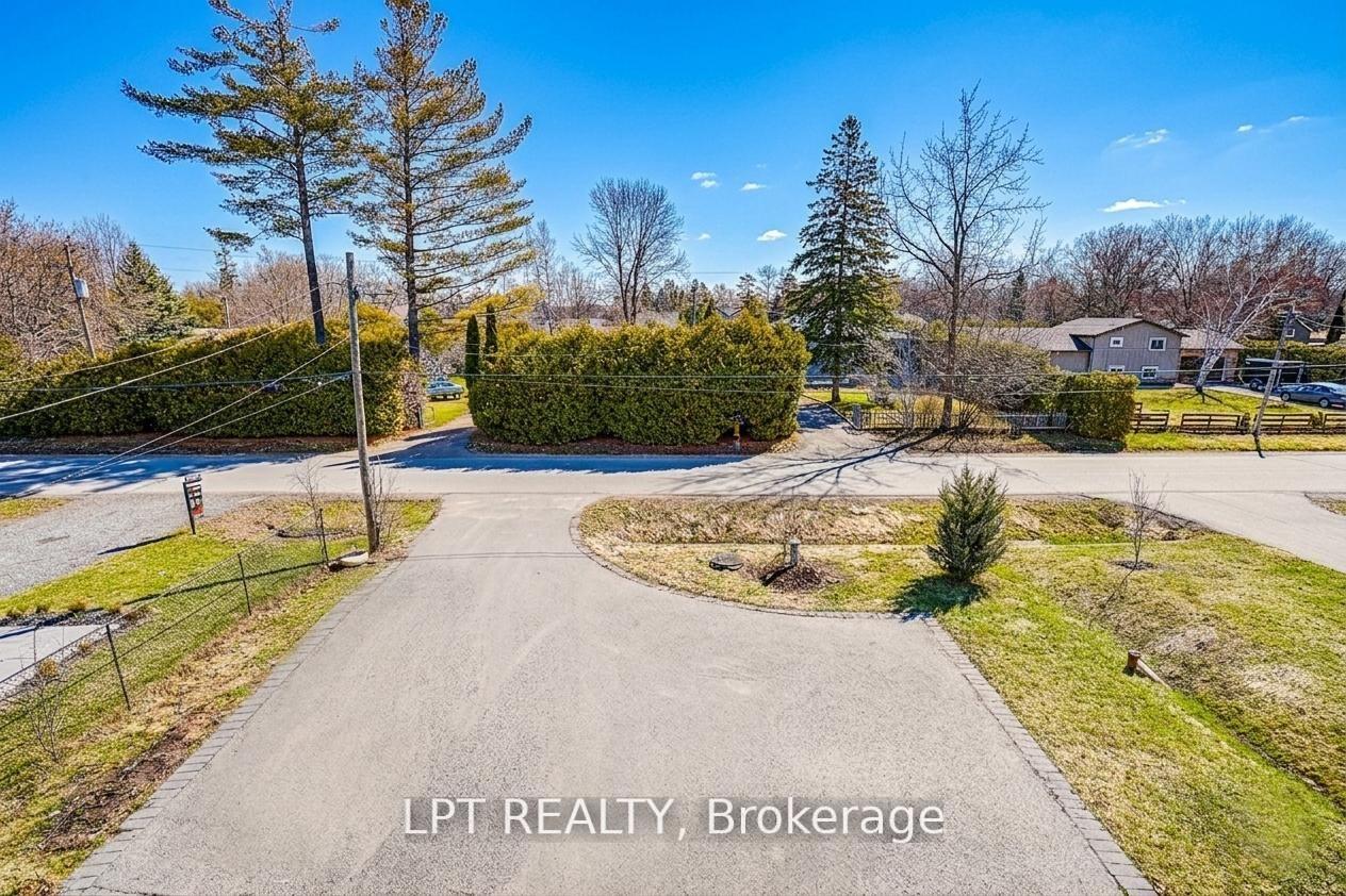 774 Churchill Lane, Georgina — photo 2 of 5