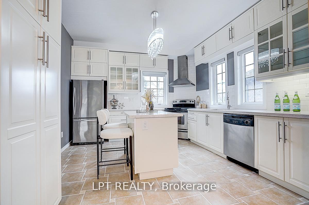 774 Churchill Lane, Georgina — photo 4 of 5
