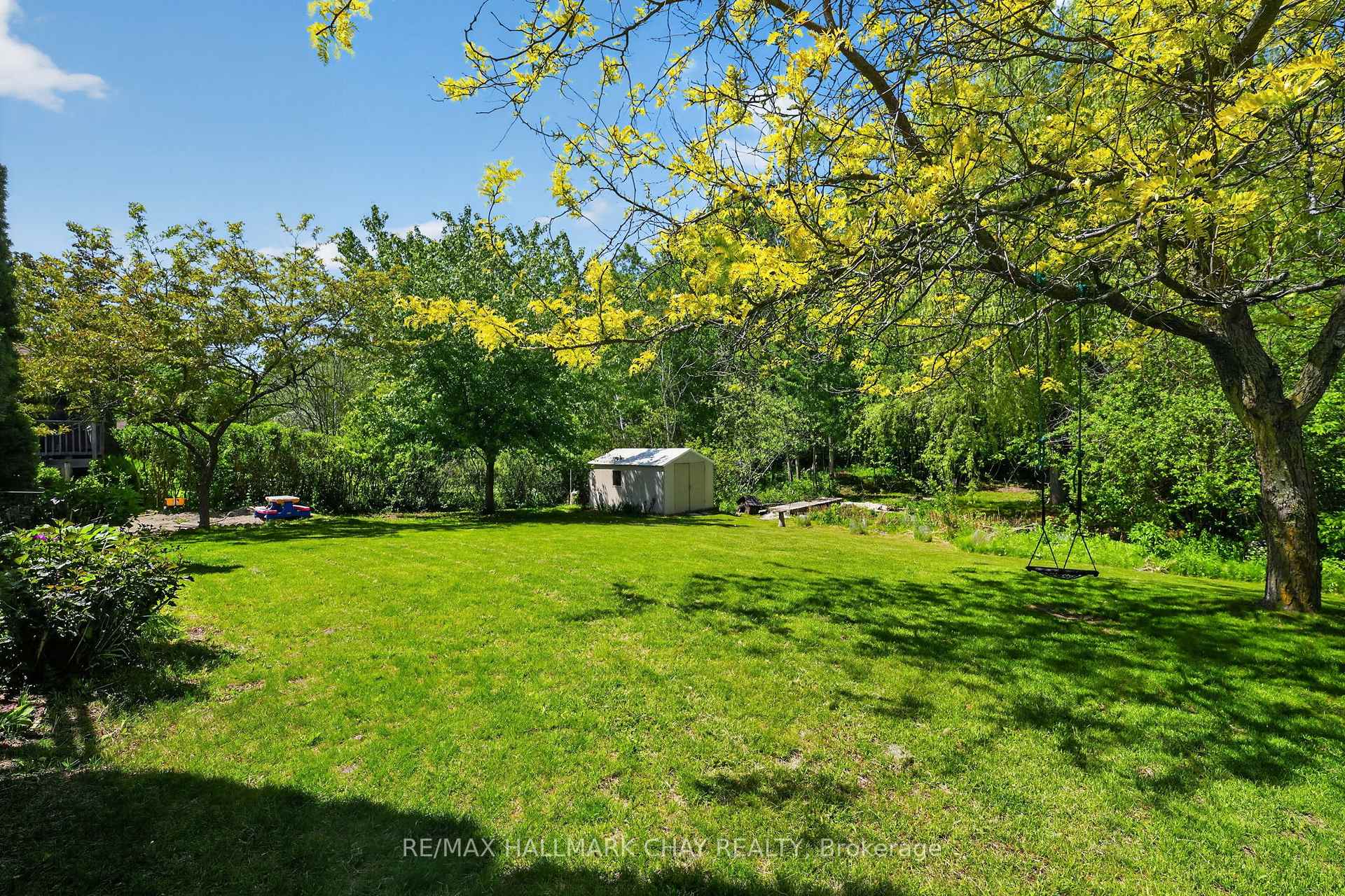 55 Burbank Circle, Adjala-Tosorontio — photo 4 of 5