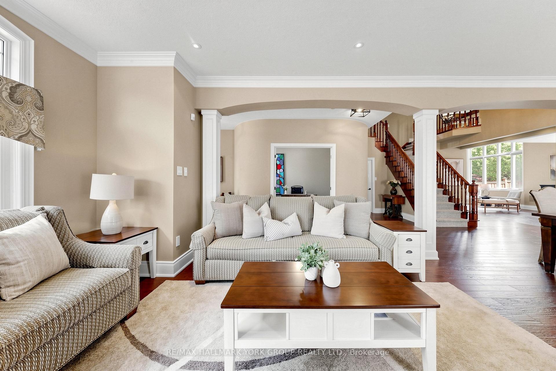 63 Willis Drive, Aurora — photo 5 of 5