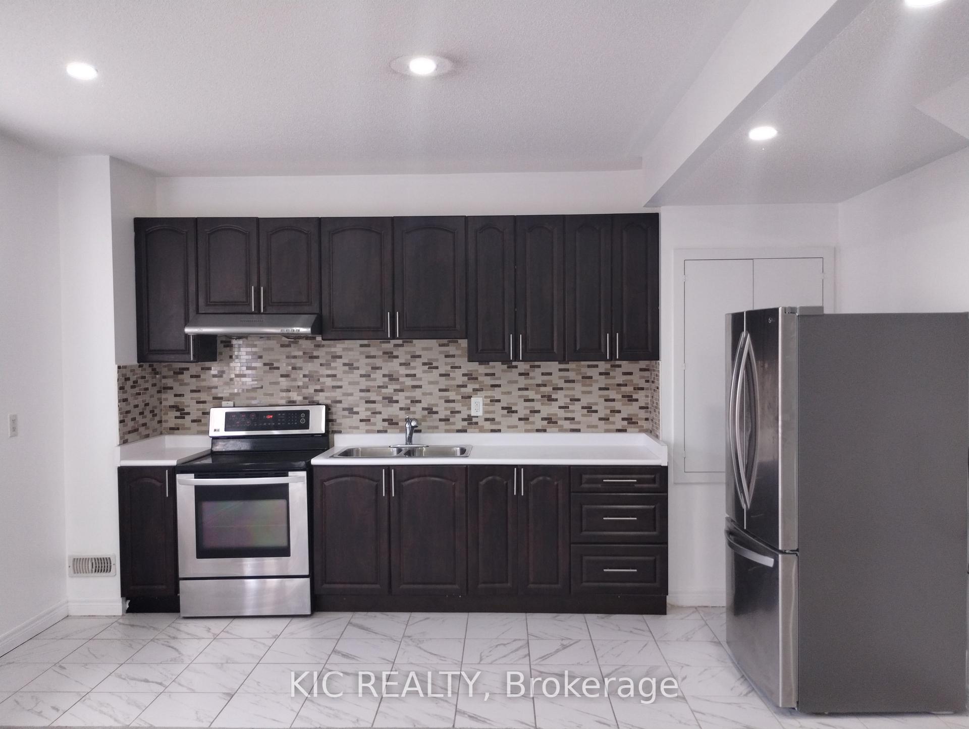 1461 Lormel Gate Avenue Basement, Innisfil — photo 3 of 4