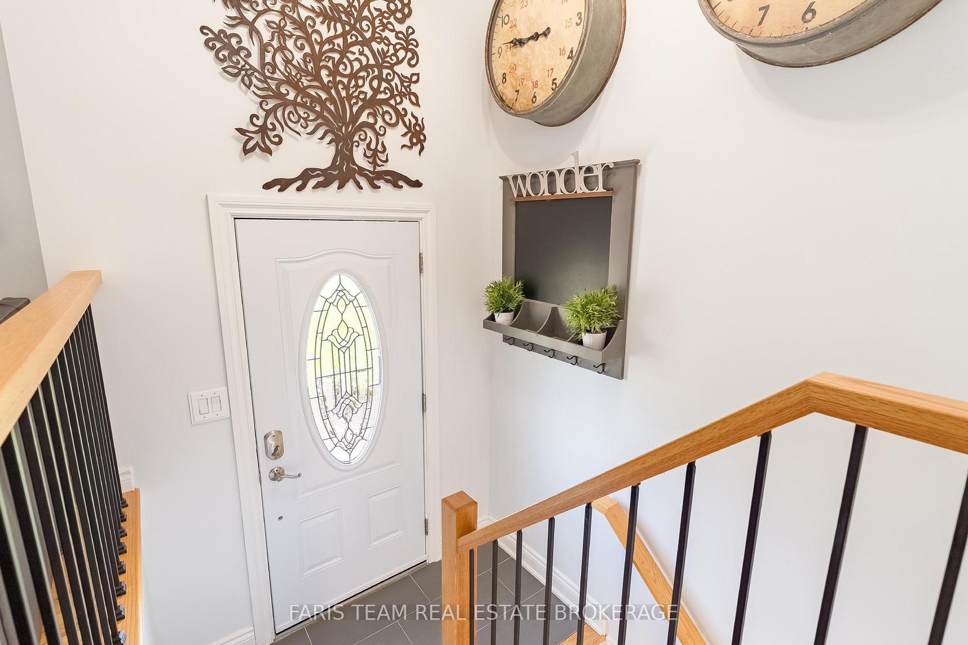 730 Trinity Street, Innisfil — photo 5 of 5