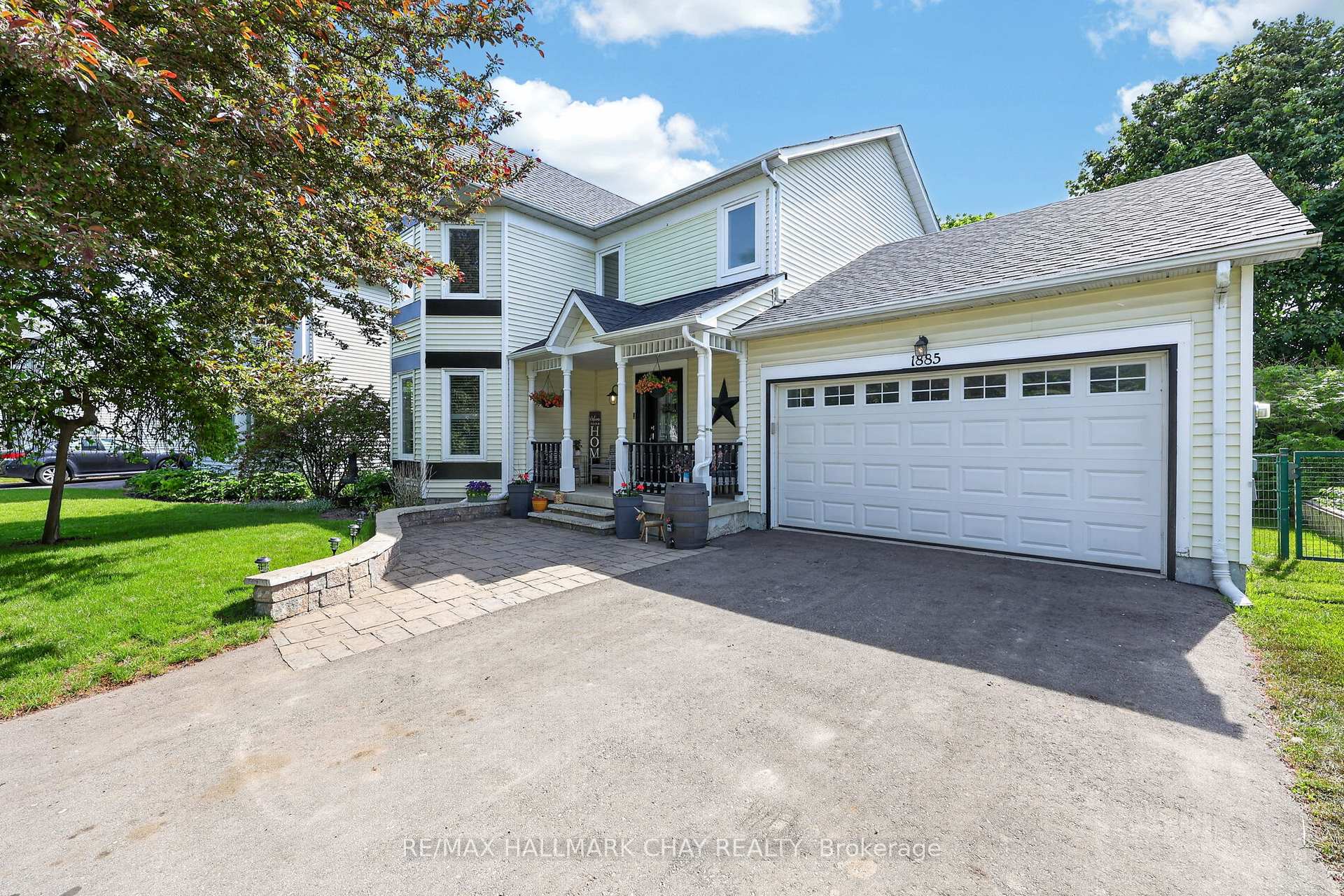 1885 Applewood Avenue, Innisfil, ON L9S 1W2 — Innisfil, Ontario