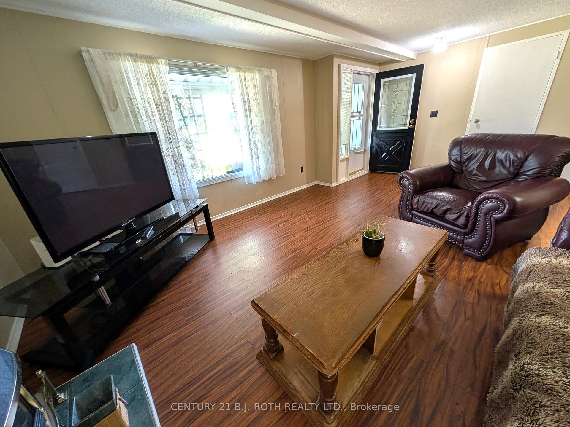 66 Linden Lane, Innisfil — photo 4 of 5