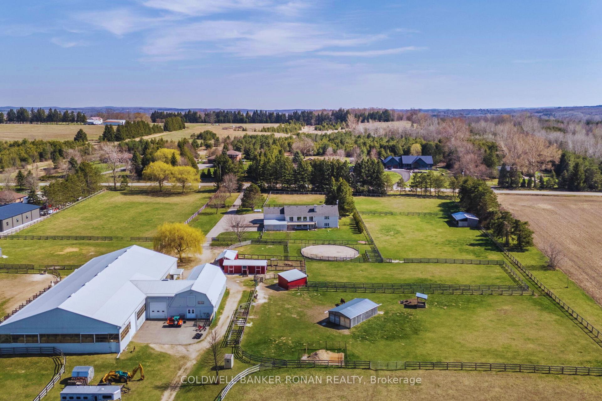 8058 20th Side Road, Adjala-Tosorontio — photo 3 of 5