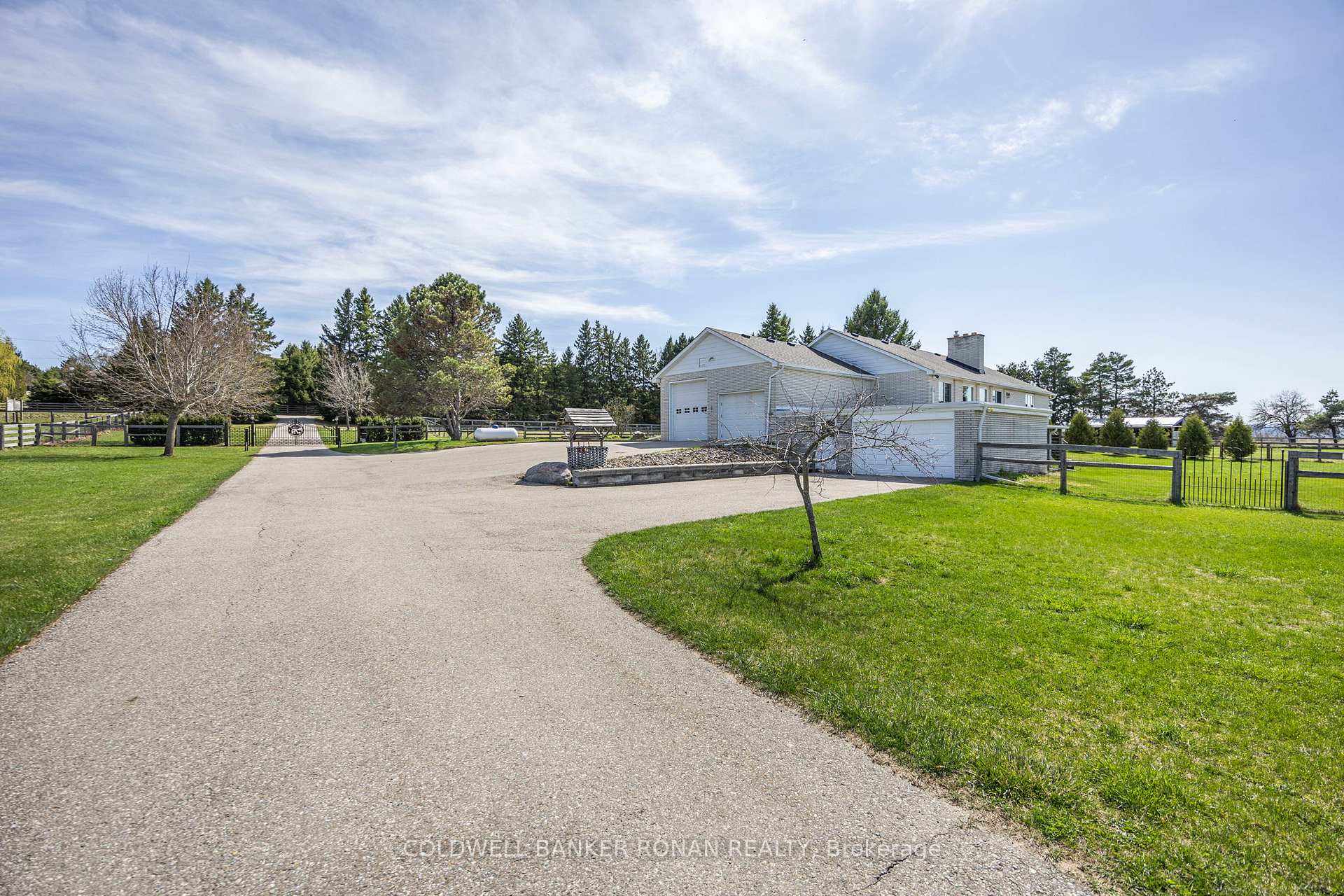 8058 20th Side Road, Adjala-Tosorontio — photo 4 of 5