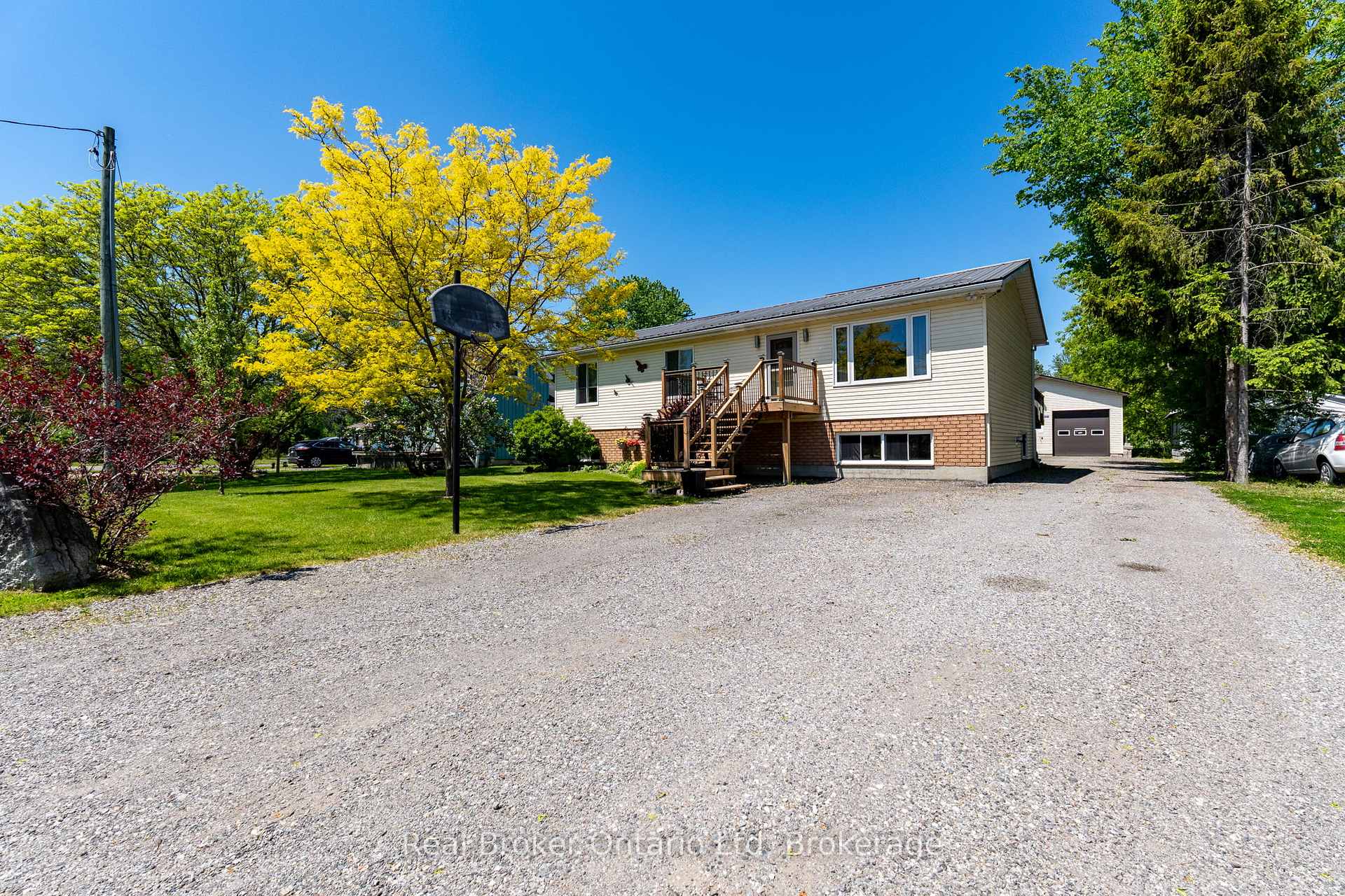 1032 Cameron Street, Innisfil, ON L0L 1W0 — Innisfil, Ontario