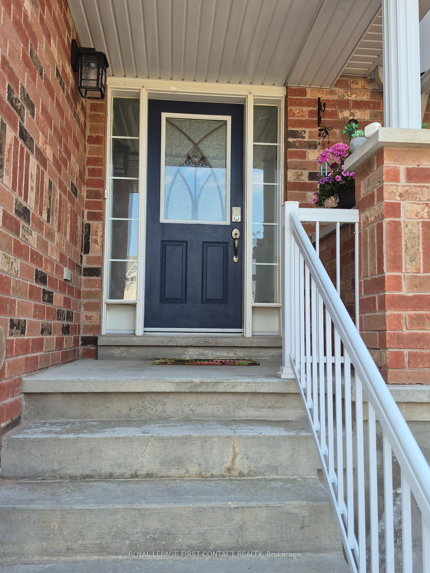 1768 Lamstone Street, Innisfil — photo 2 of 5