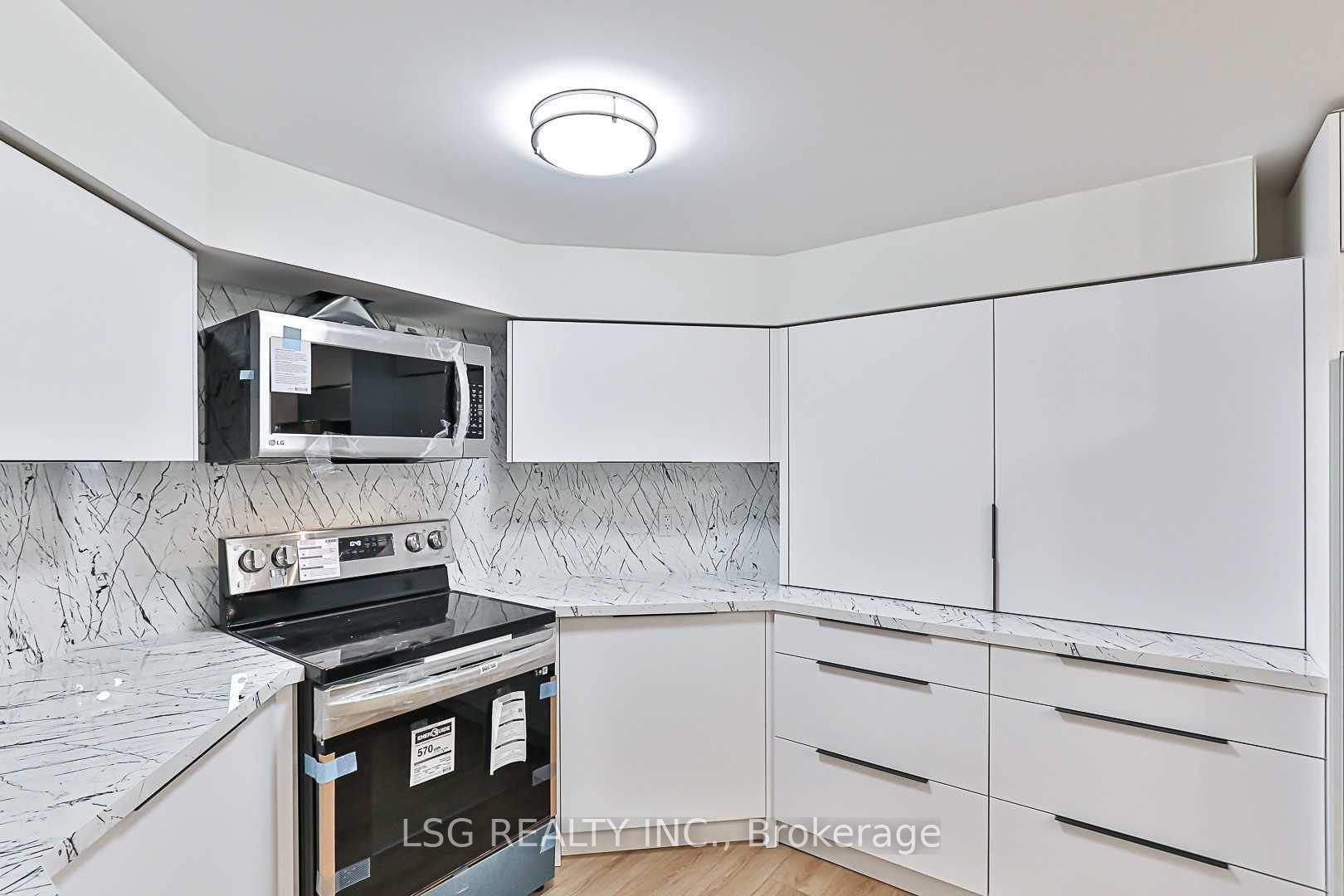 25 Briardale Place, Aurora — photo 5 of 5
