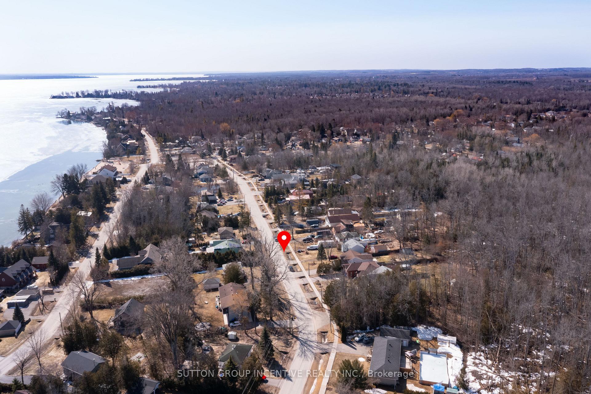 2766 Ireton Street, Innisfil — photo 3 of 5
