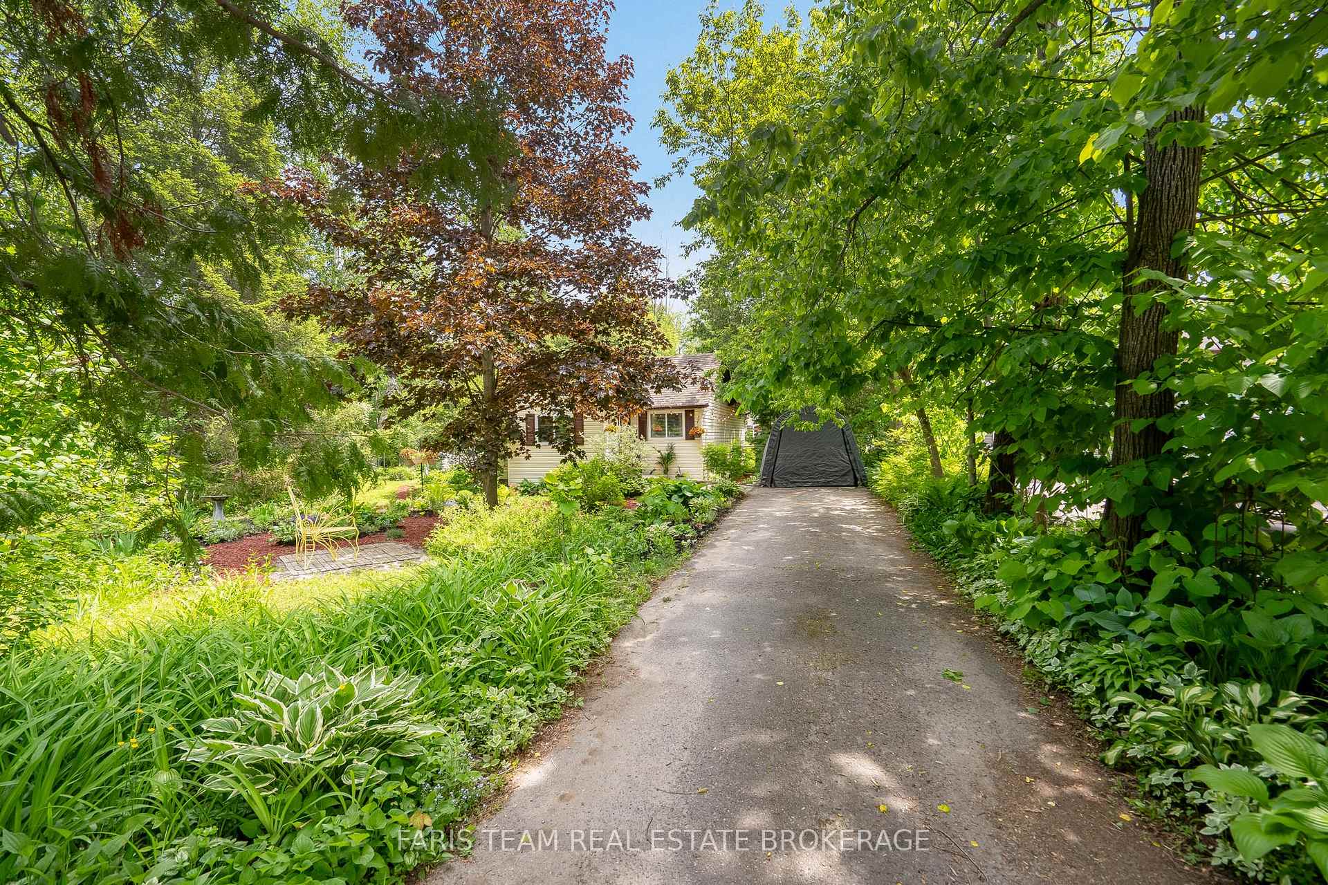 745 James Street, Innisfil — photo 3 of 5