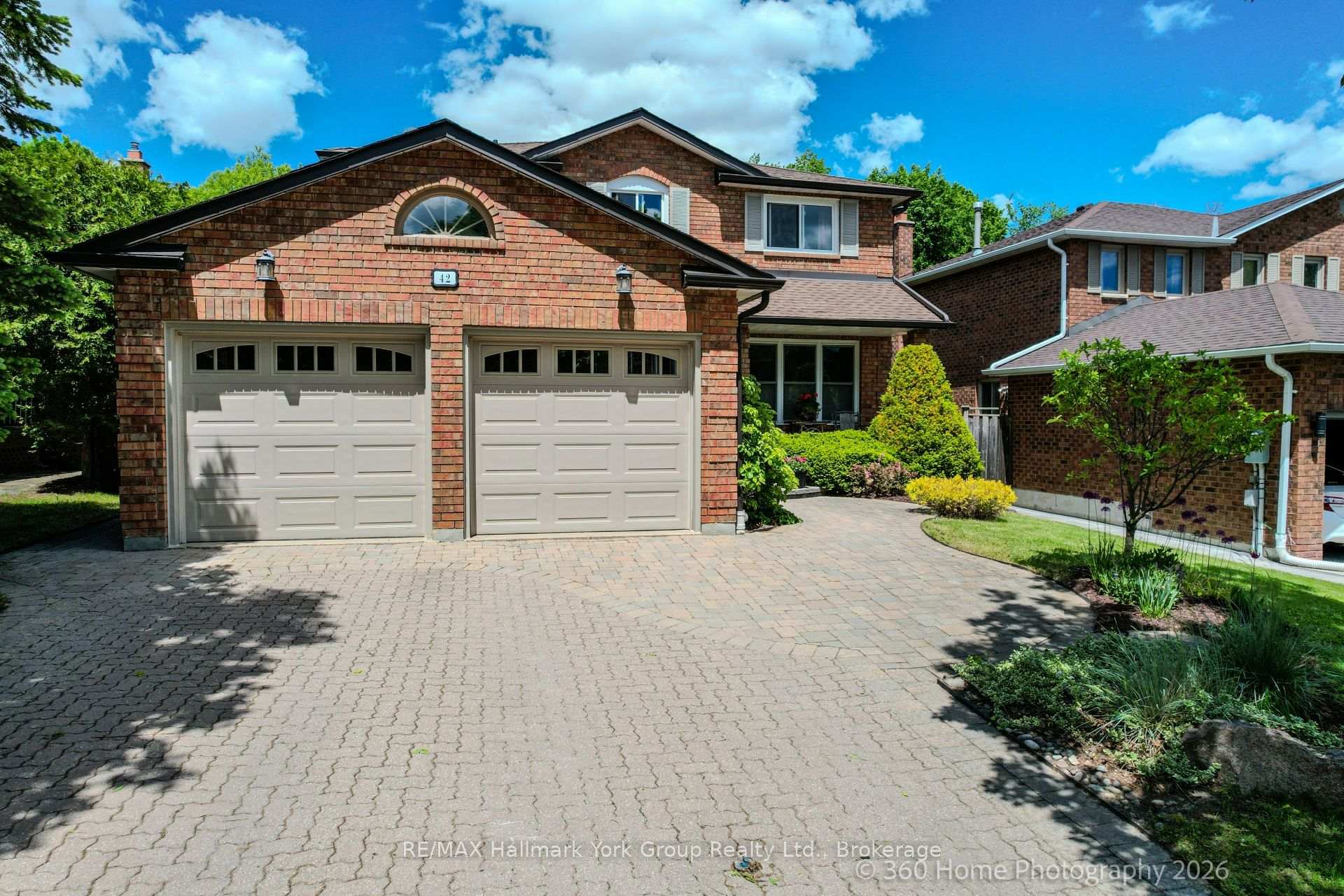 42 Lanewood Drive, Aurora — photo 5 of 5