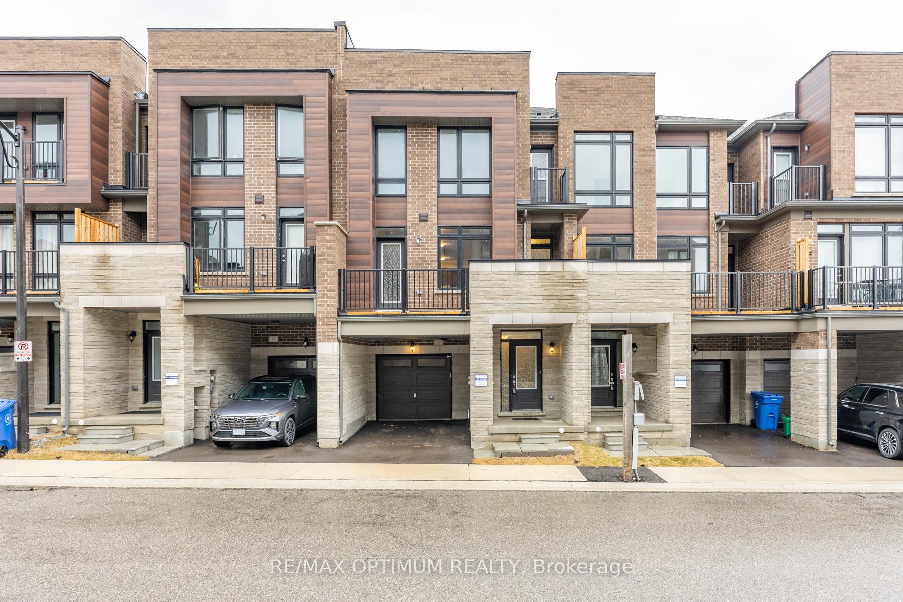 15 Gunton Street, Aurora, ON L4G 4A9 — Aurora, Ontario