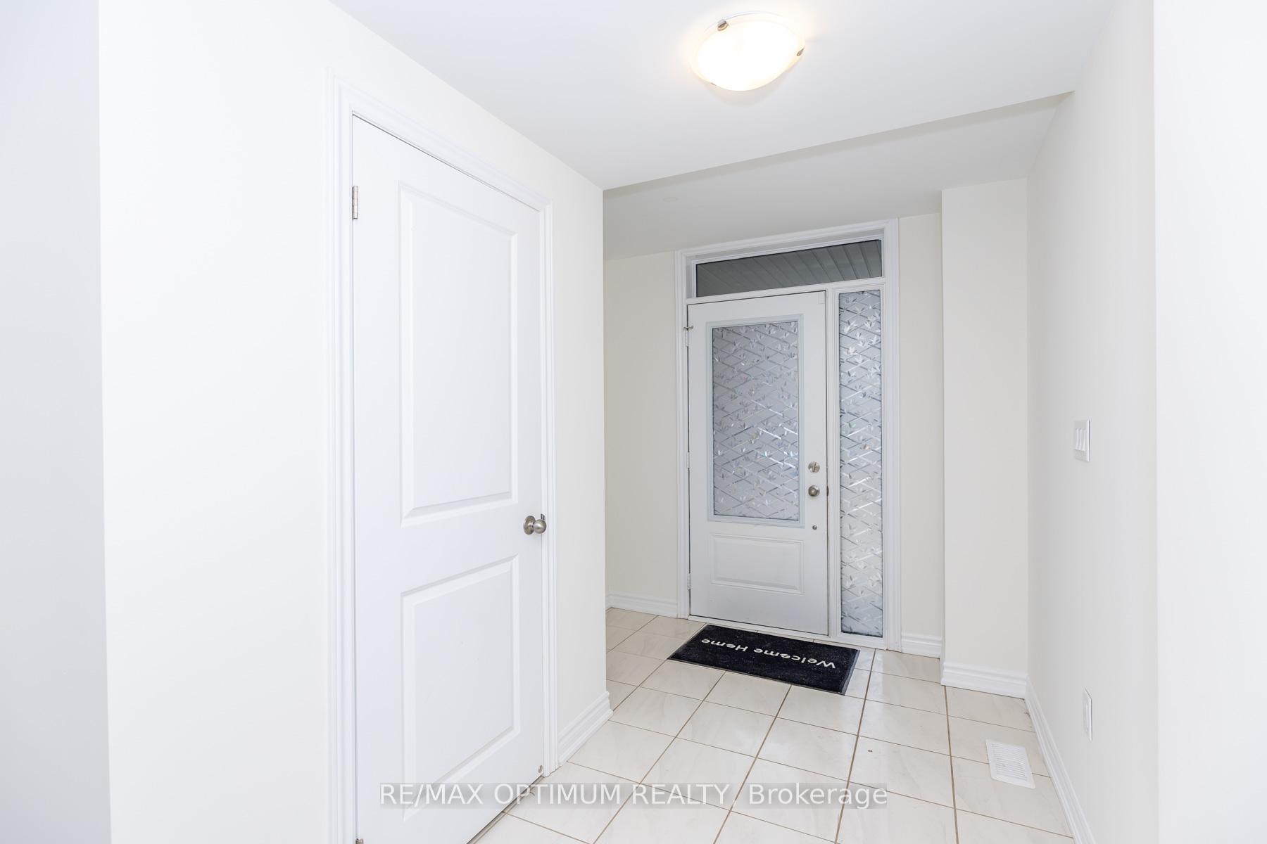 15 Gunton Street, Aurora — photo 5 of 5