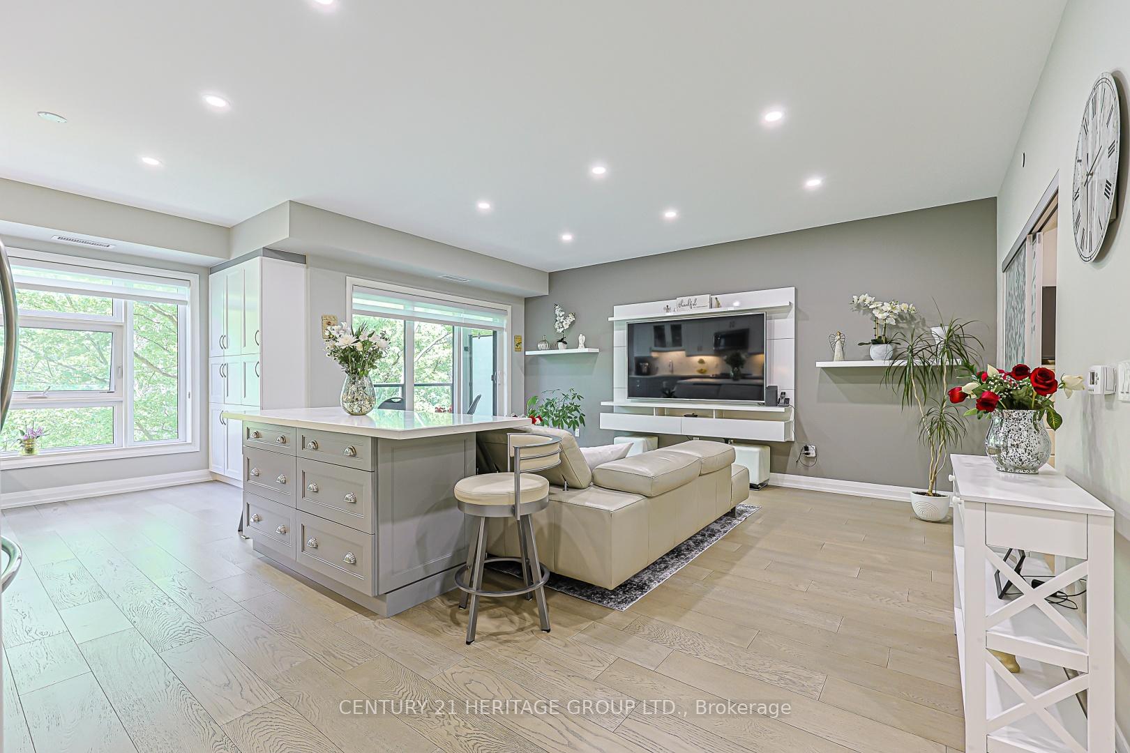 555 William Graham Drive 208, Aurora — photo 5 of 5