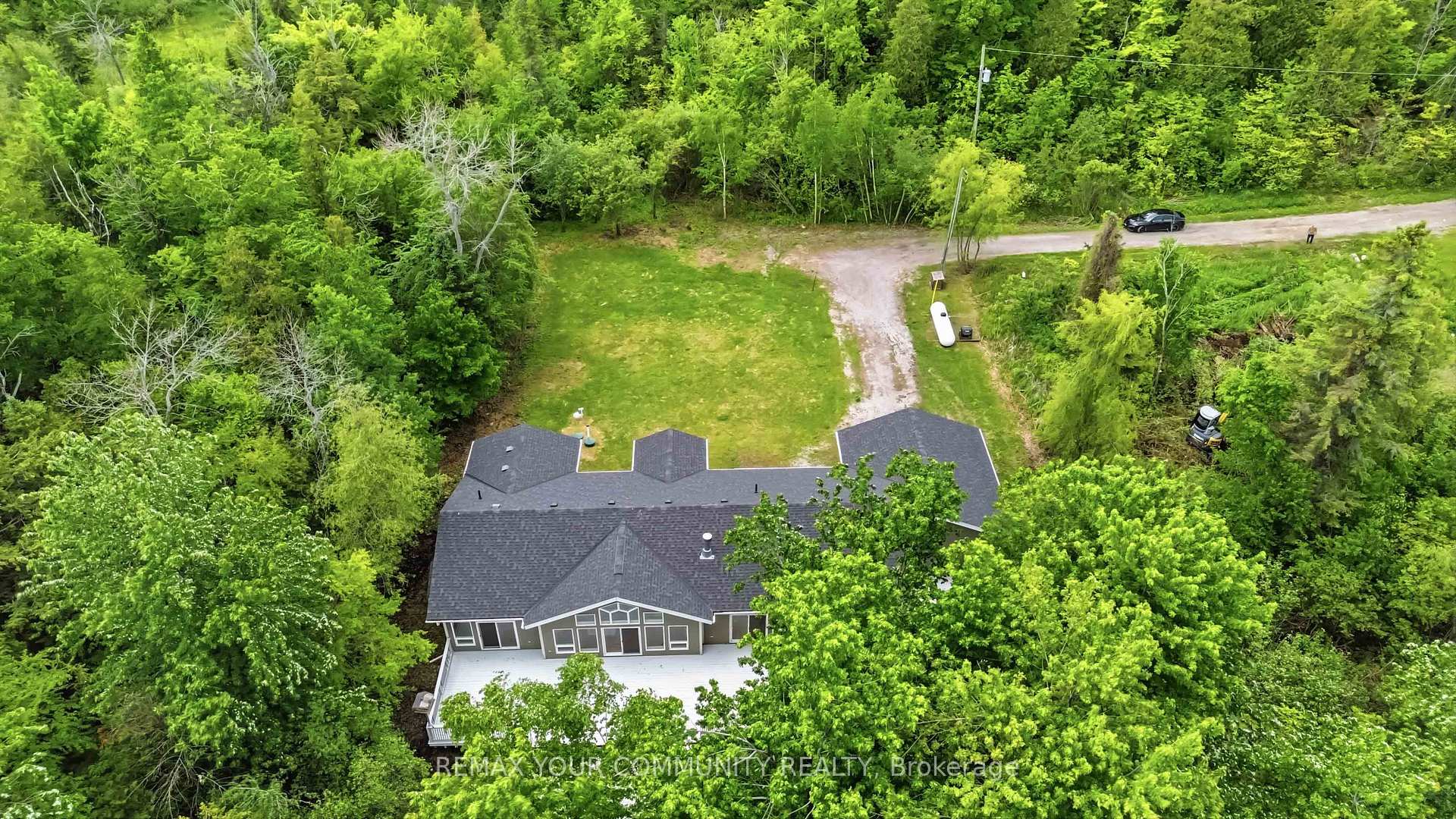 1699 Chief Joseph Snake Road, Georgina Islands — photo 5 of 5