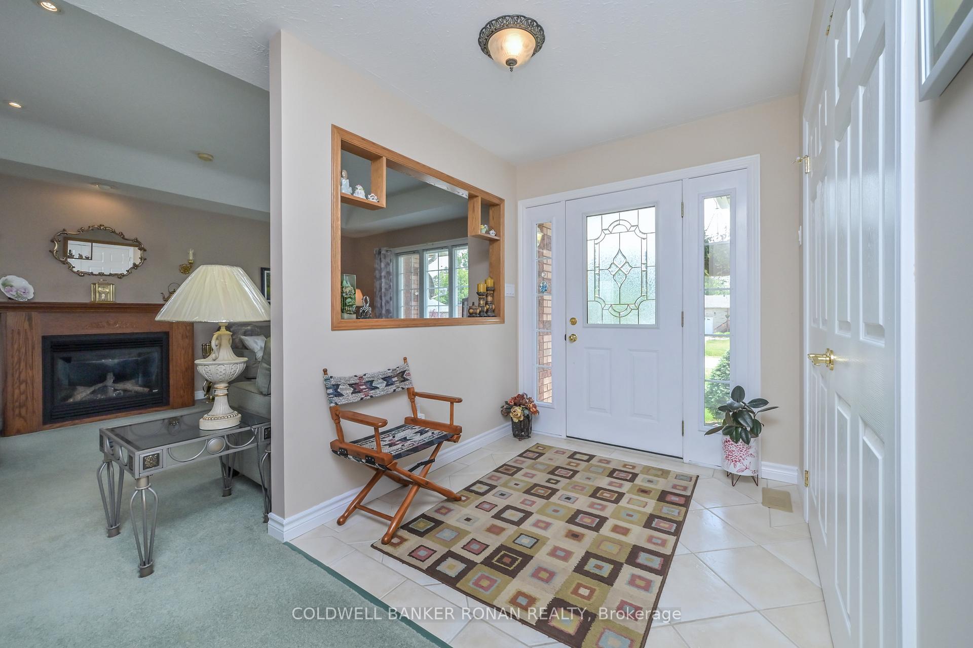 28 Fisher Drive, Adjala-Tosorontio — photo 4 of 5