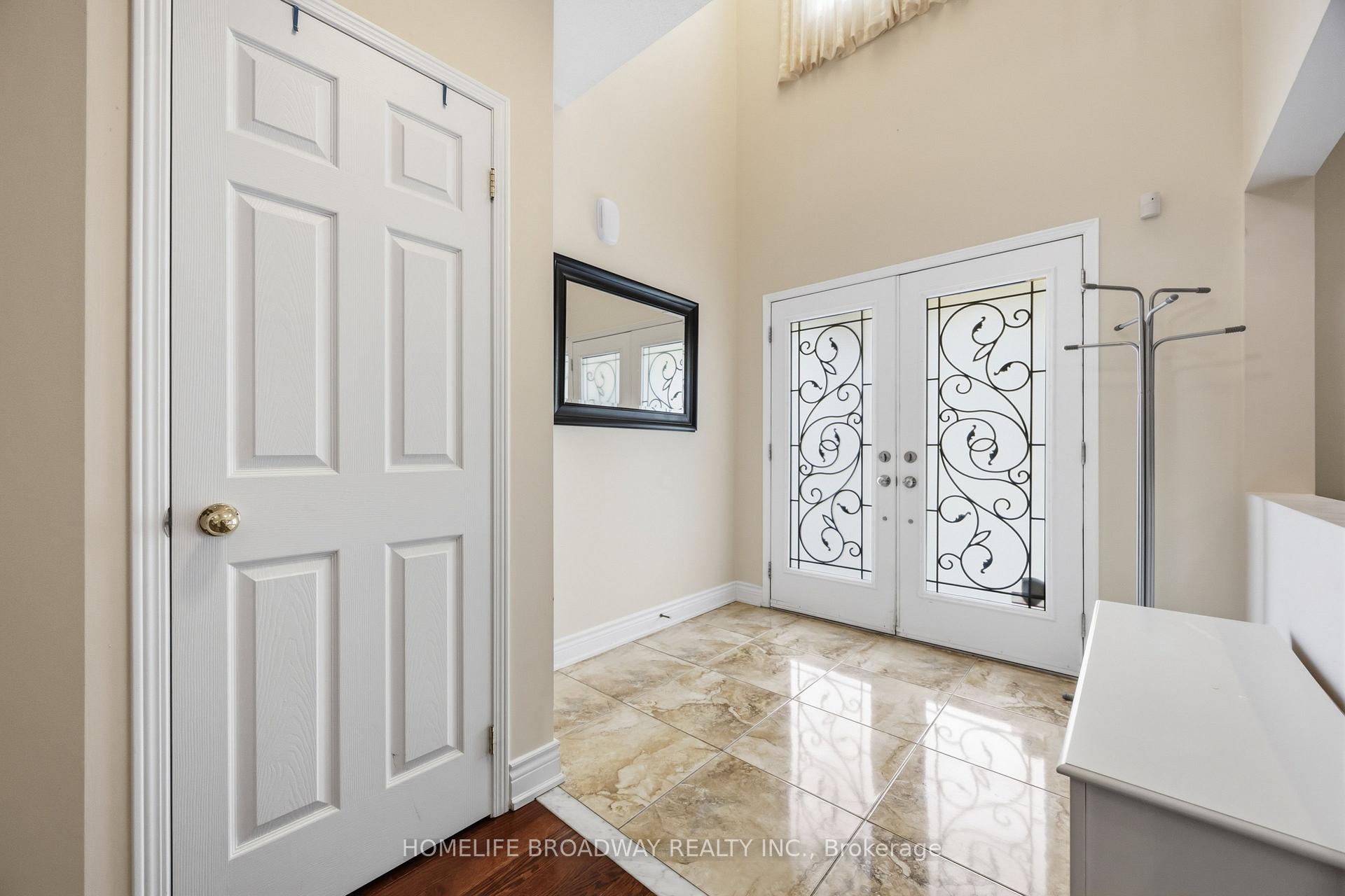 127 Penndutch Circle, Whitchurch-Stouffville — photo 2 of 5