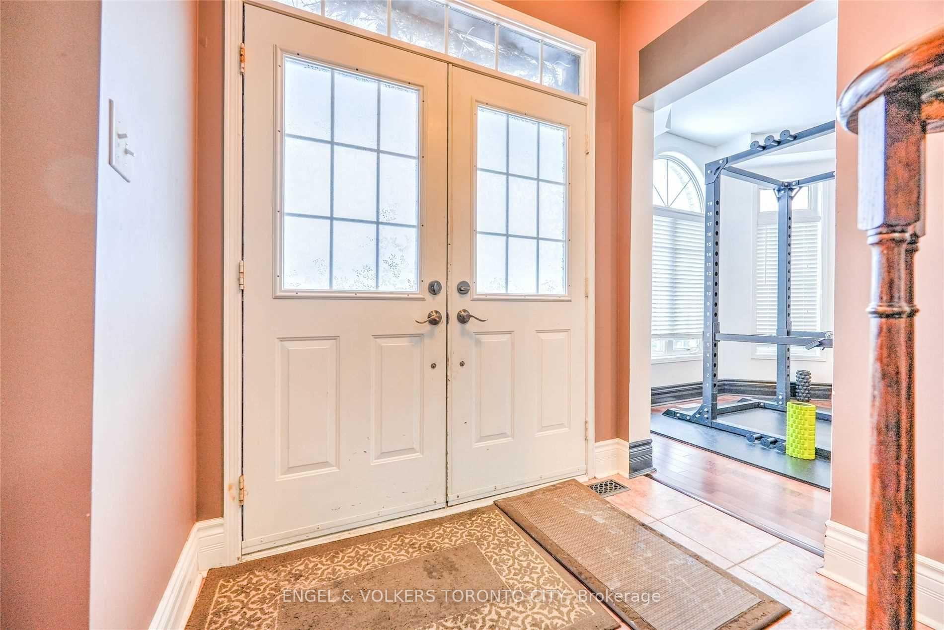 2022 Wilson Street, Innisfil — photo 4 of 5