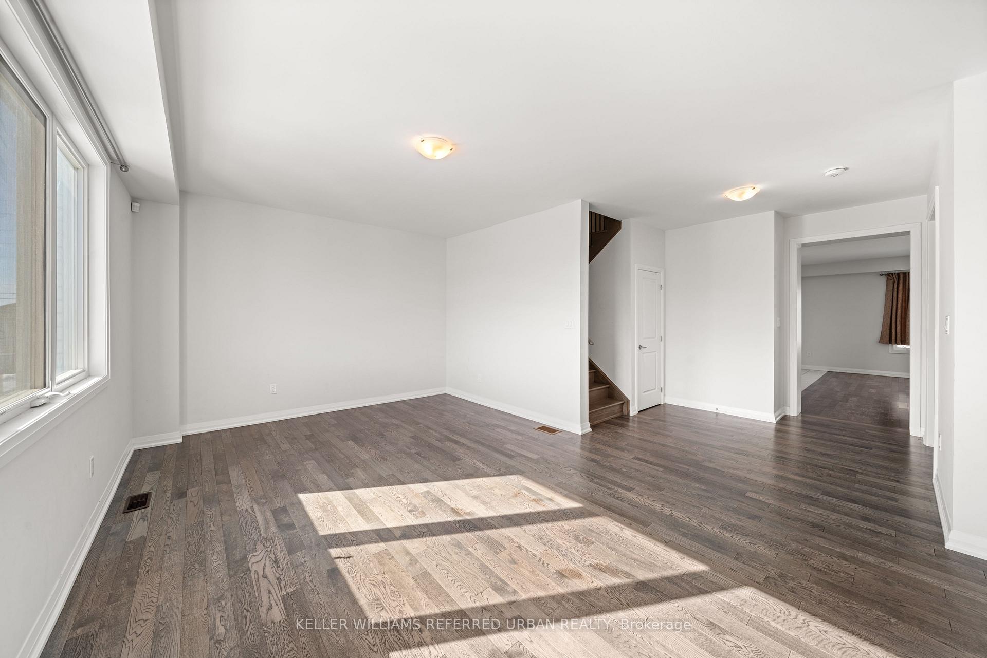 1466 Stovell Crescent Main & Upper, Innisfil — photo 5 of 5