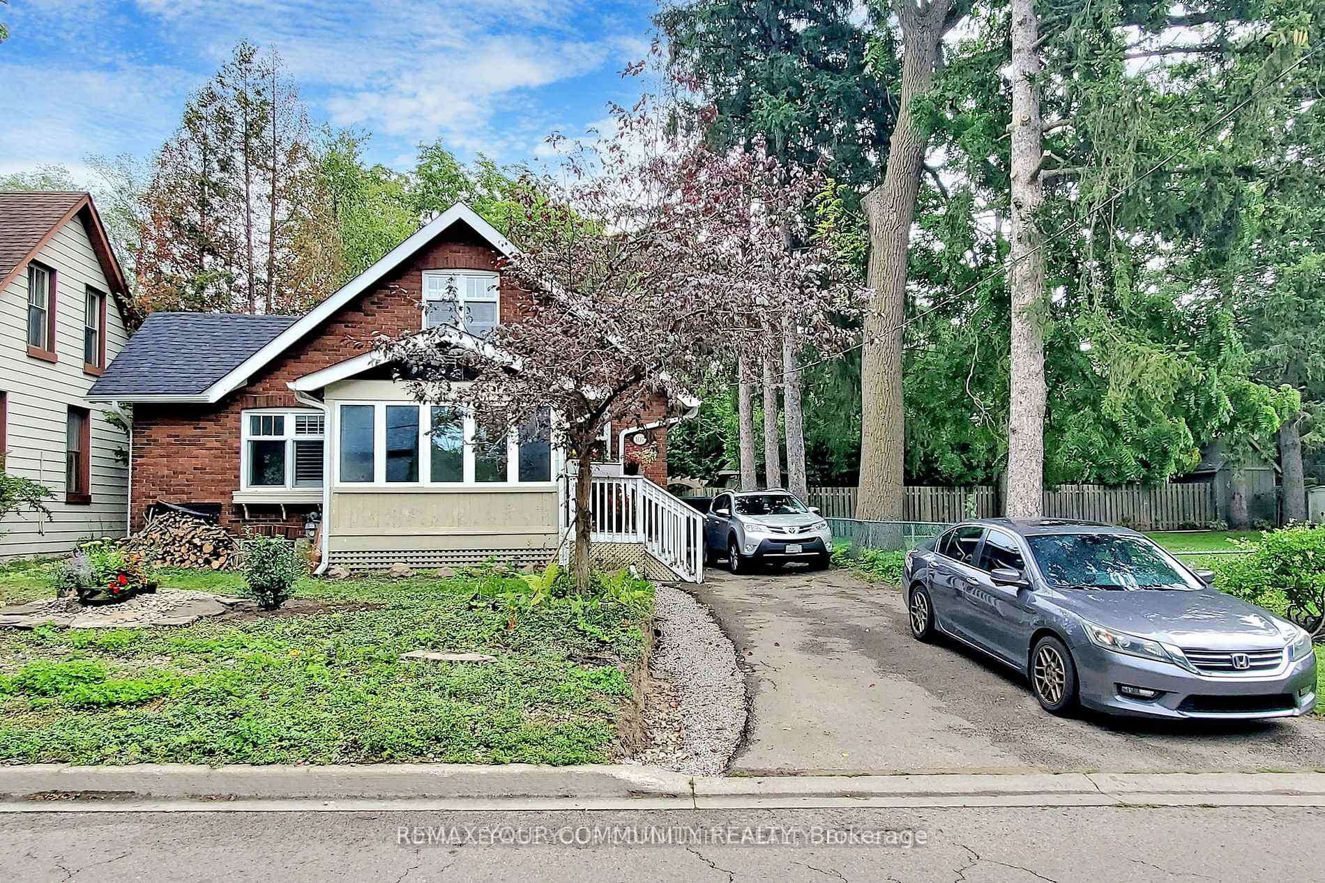 107 Temperance Street, Aurora, ON L4G 2R1 — Aurora, Ontario
