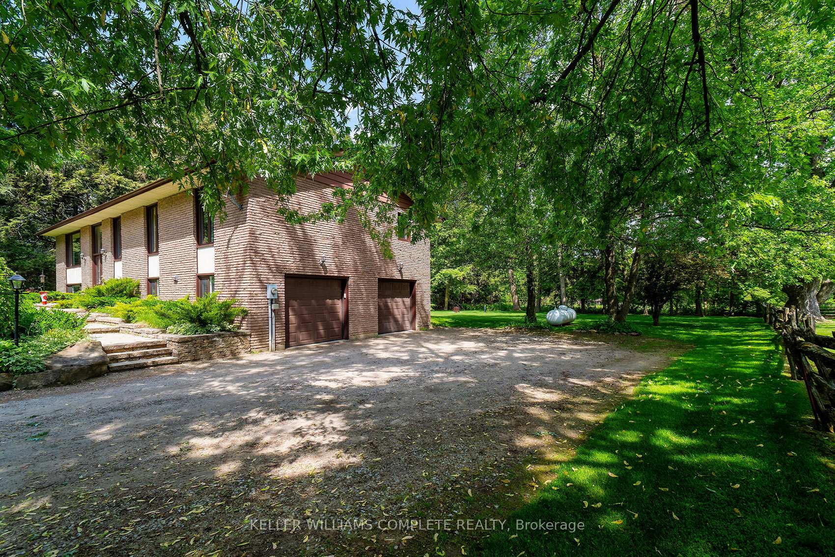 2364 14th Line, Innisfil — photo 3 of 5