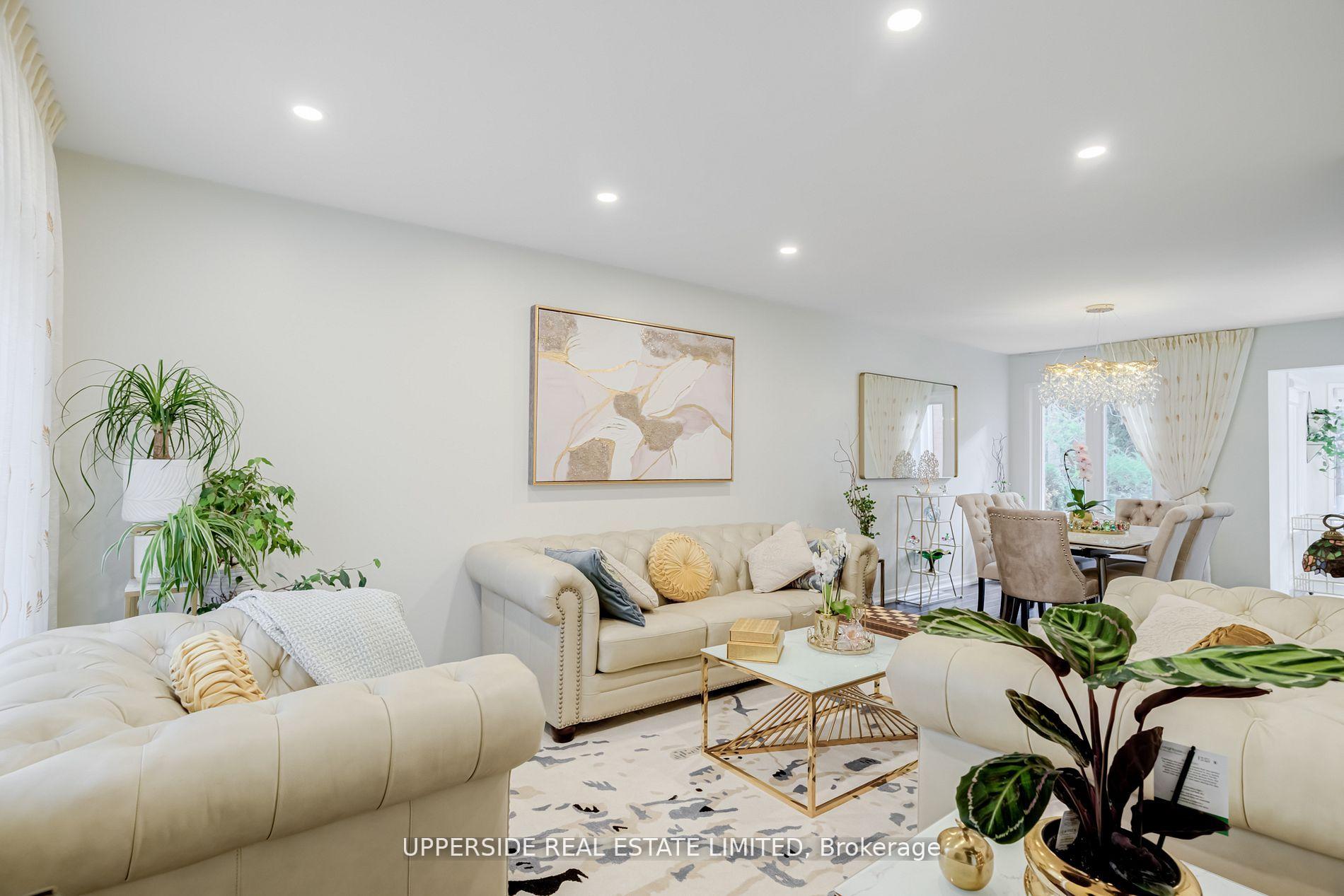 167 Covent Crescent, Aurora — photo 4 of 5