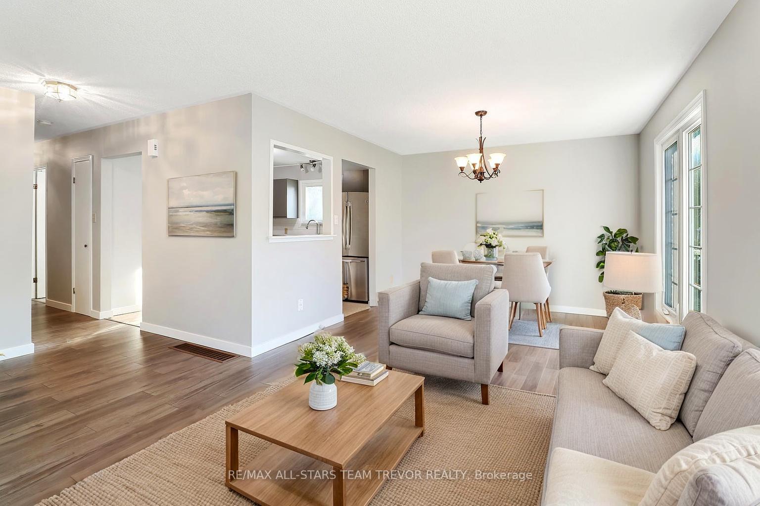 161 Silas Boulevard, Georgina — photo 4 of 5