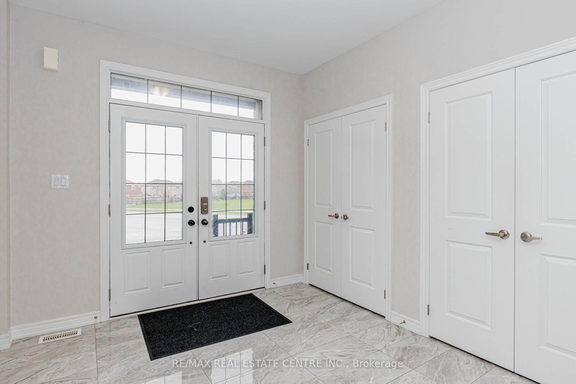 1332 Blackmore Street, Innisfil — photo 3 of 5