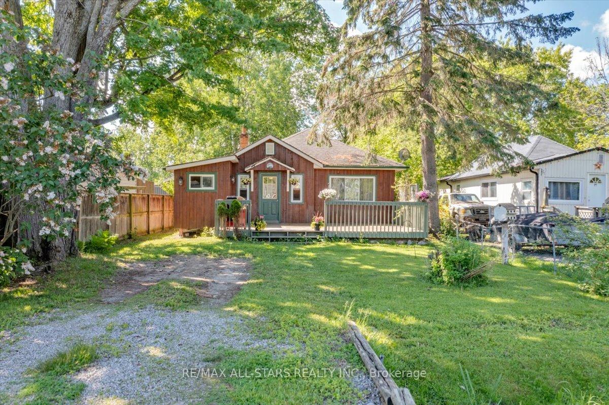1061 2nd Line, Innisfil — photo 3 of 5