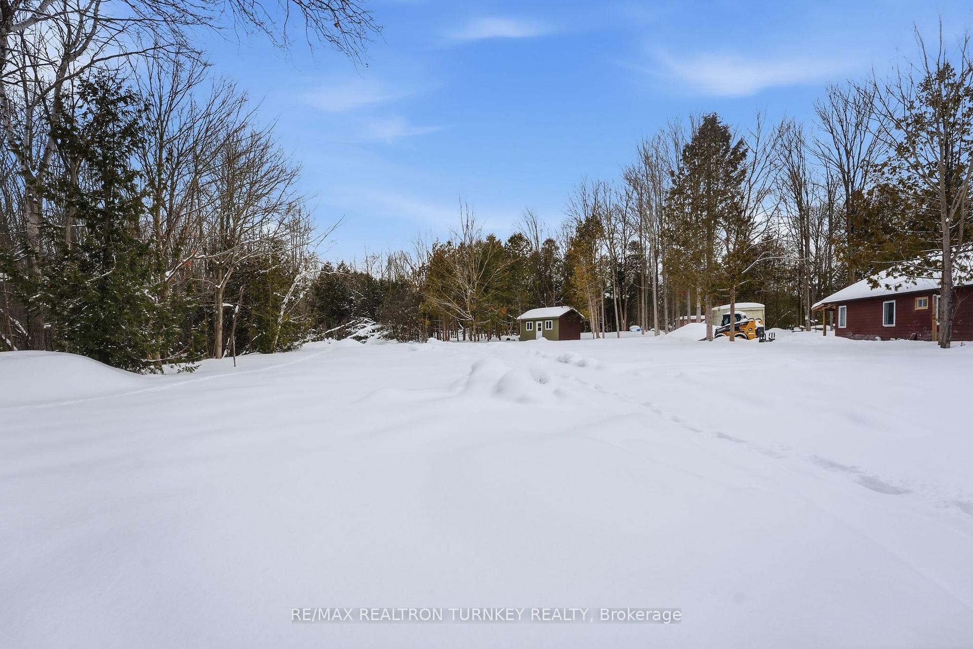 N/A Sina Street, Georgina — photo 4 of 5