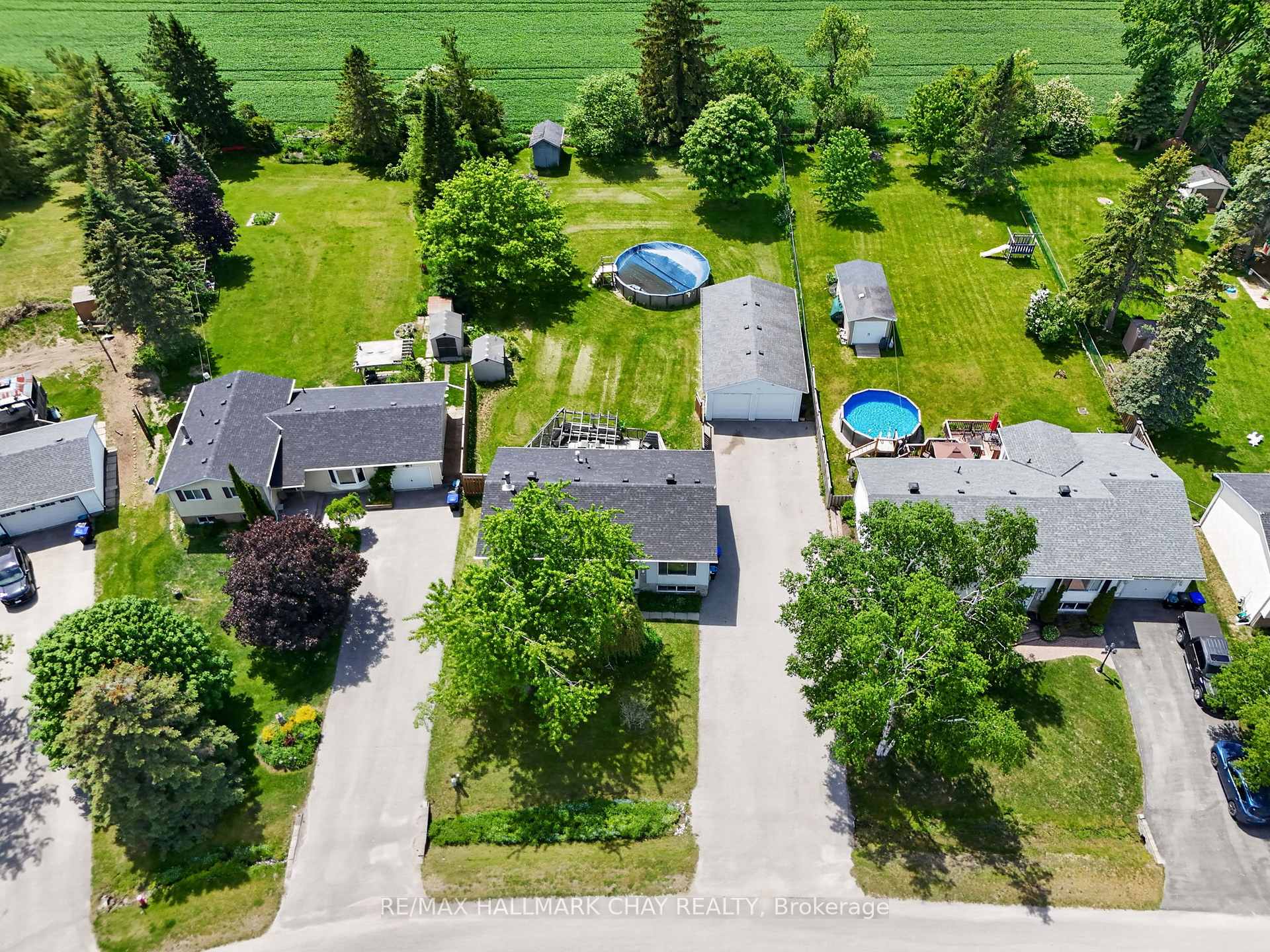 2652 Lawrence Avenue, Innisfil — photo 3 of 5