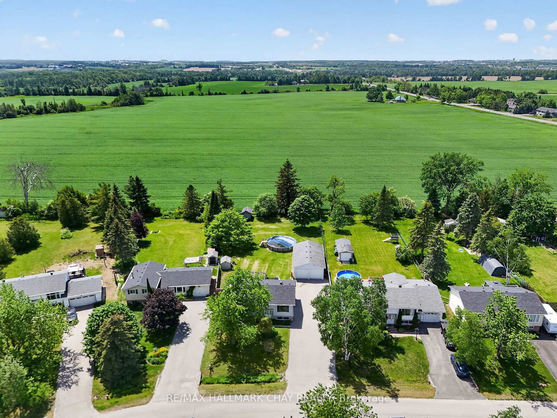 2652 Lawrence Avenue, Innisfil — photo 4 of 5