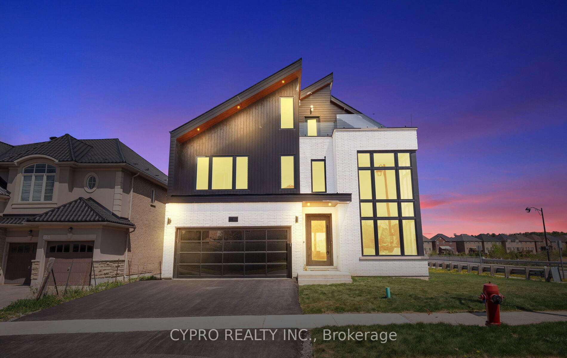88 Cosford Street, Aurora — photo 3 of 5