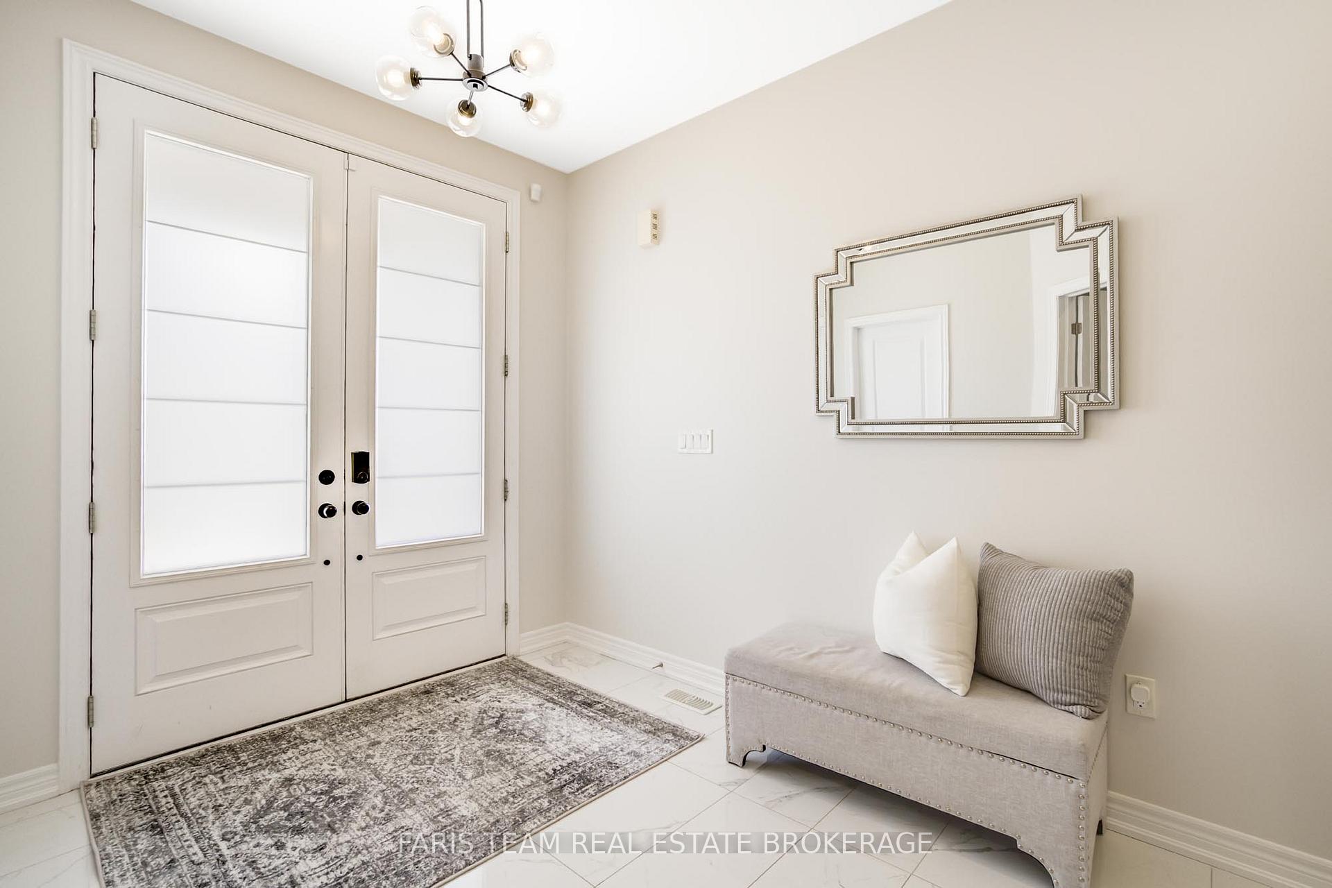 1428 Lawson Street, Innisfil — photo 4 of 5