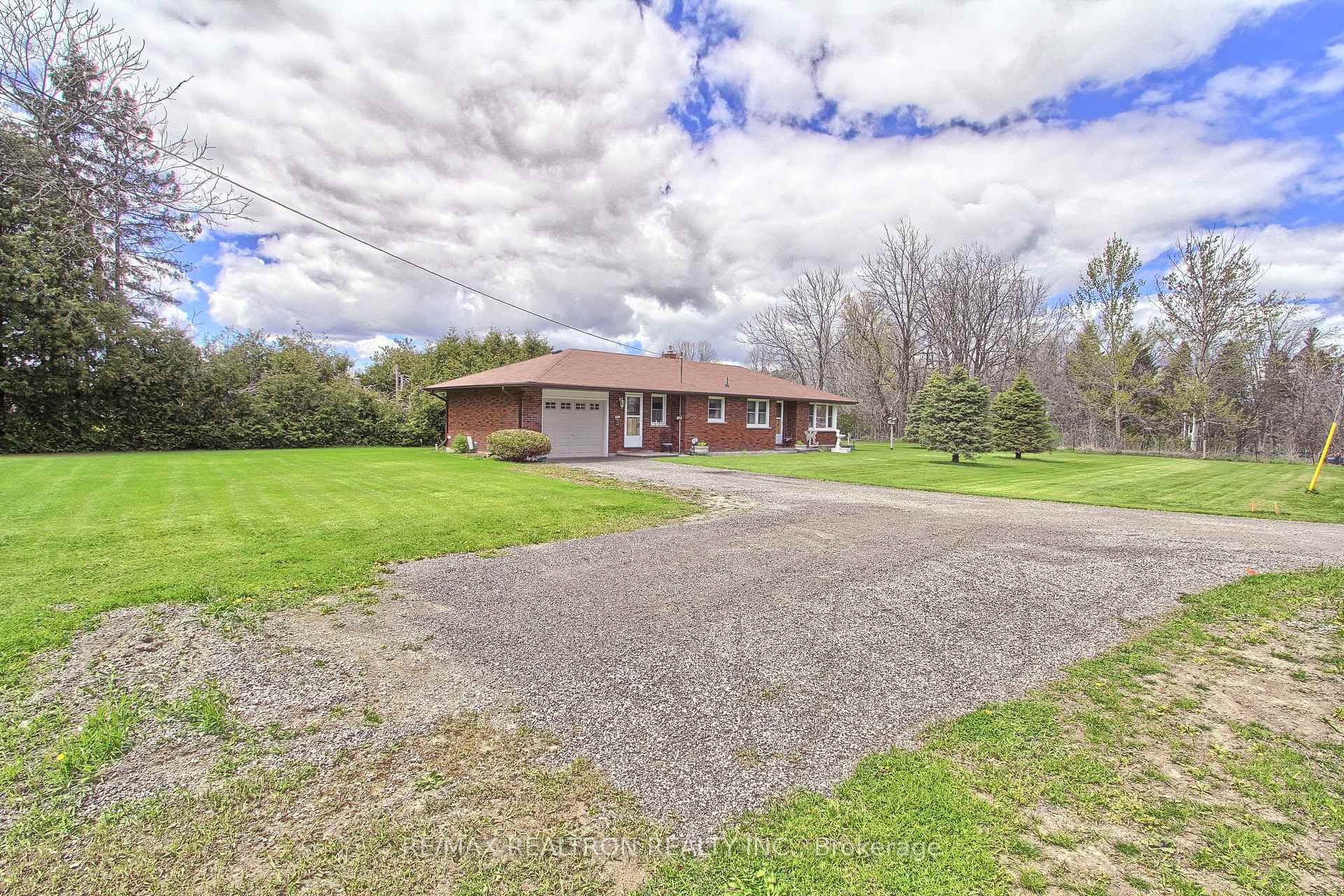 24342 Highway 48 N/A, Georgina — photo 4 of 5
