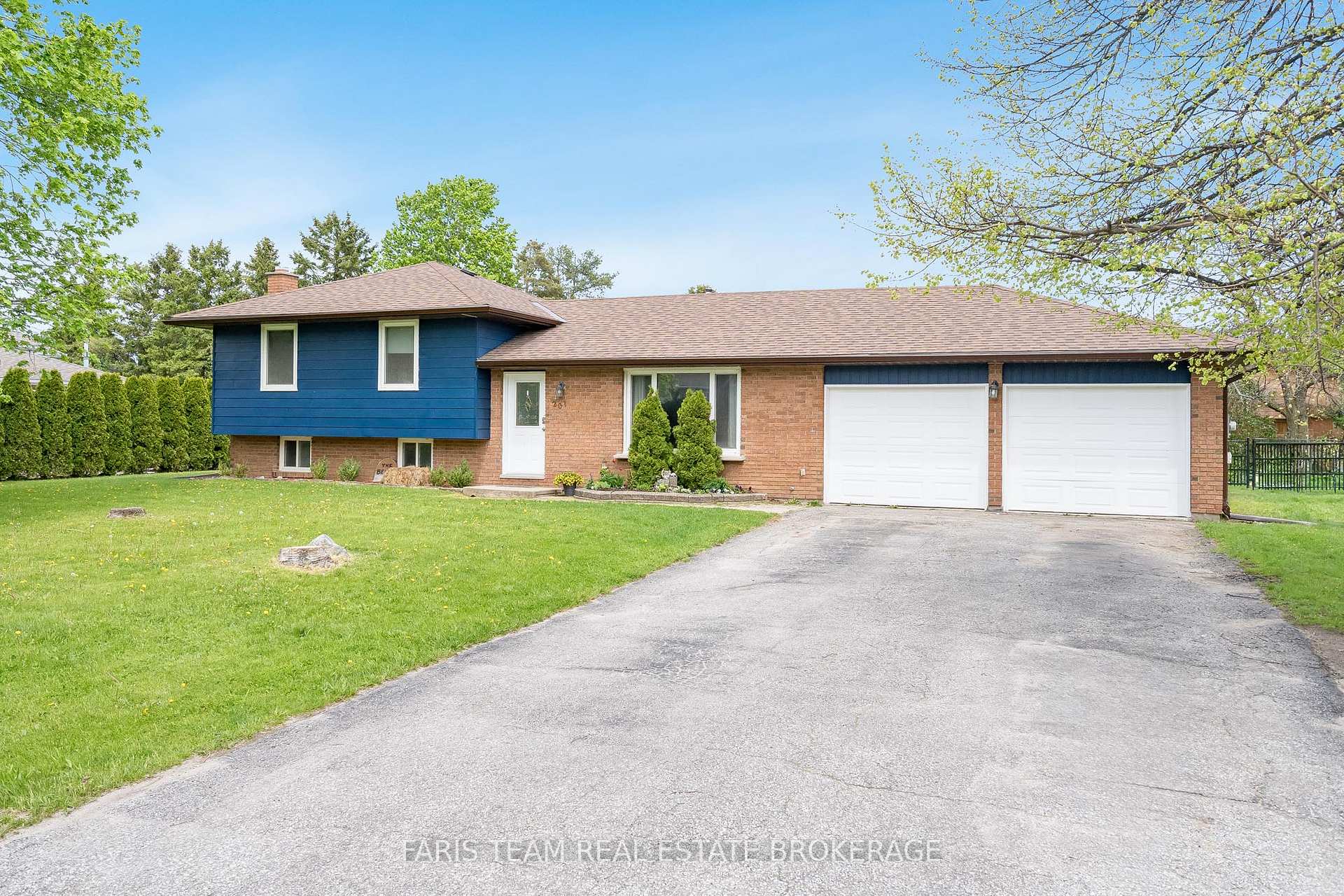 201 Parkside Crescent, Innisfil, ON L9S 1G2 — Innisfil, Ontario