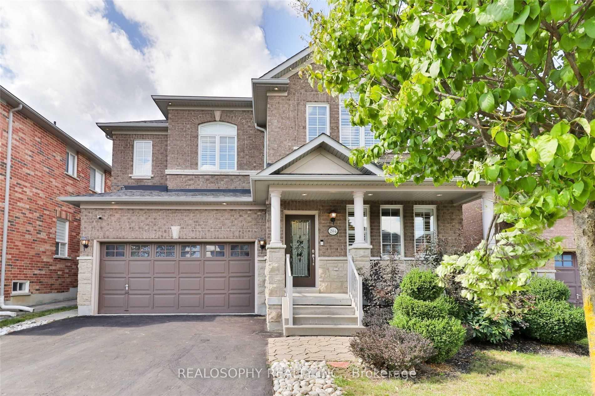 284 Bilbrough Street, Aurora, ON L4G 7X5