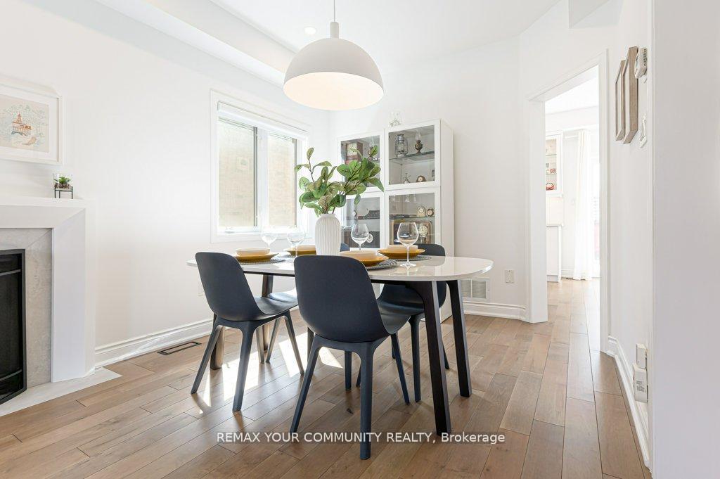 35 Laurelbank Crescent, Georgina — photo 5 of 5