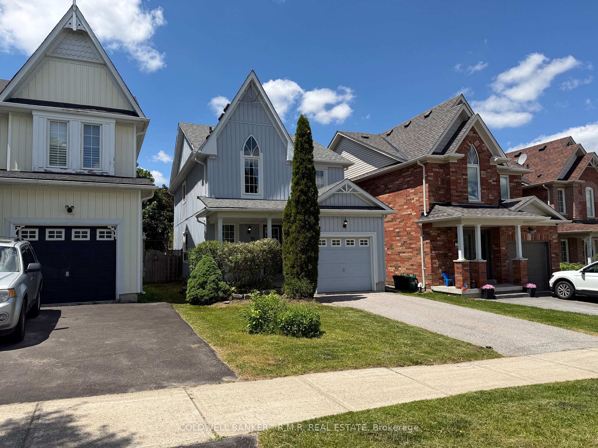 75 Margaret Graham Crescent, East Gwillimbury, ON L0G 1M0