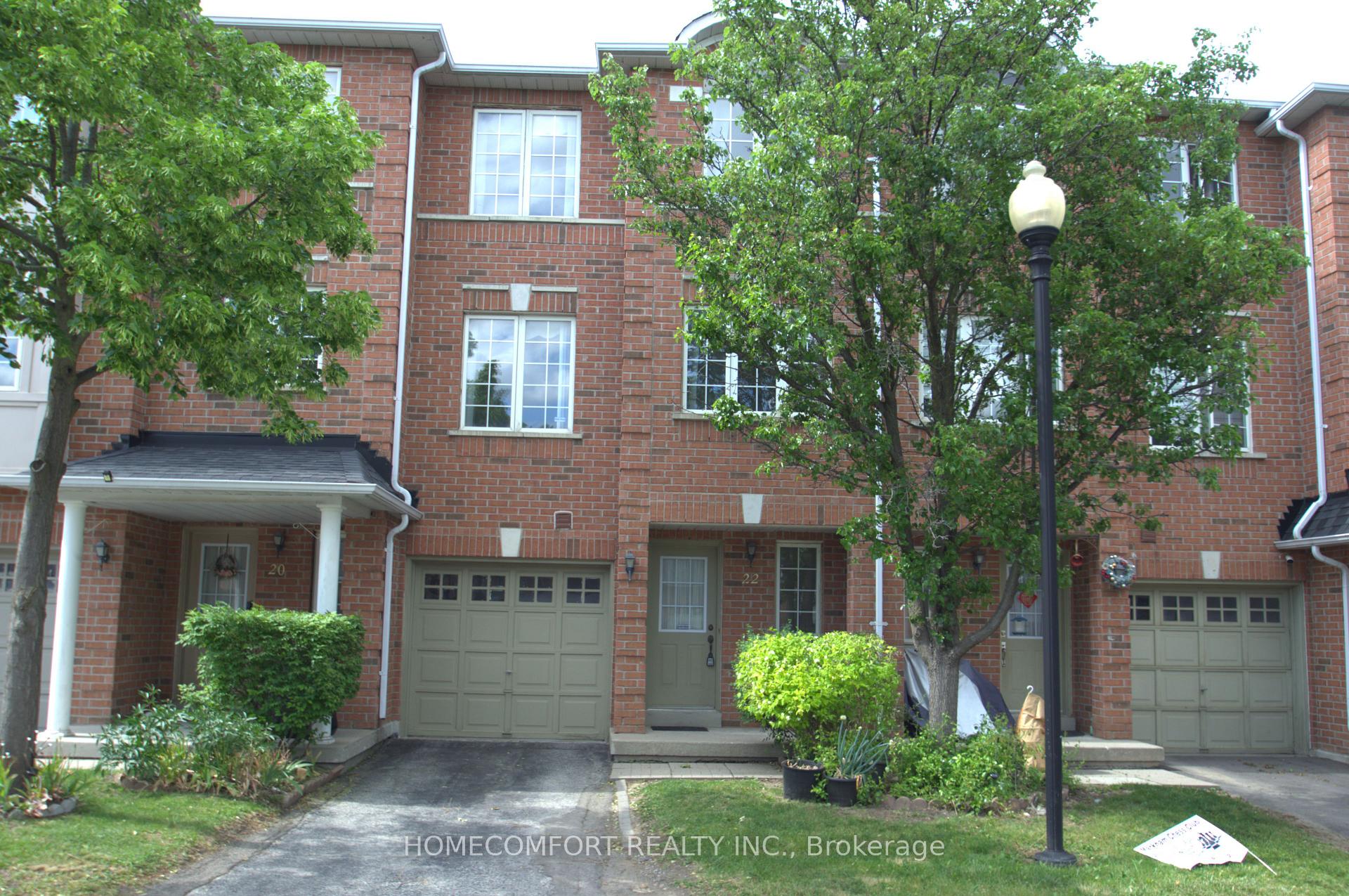 22 Interlacken Way, Markham, ON L3R 5H9