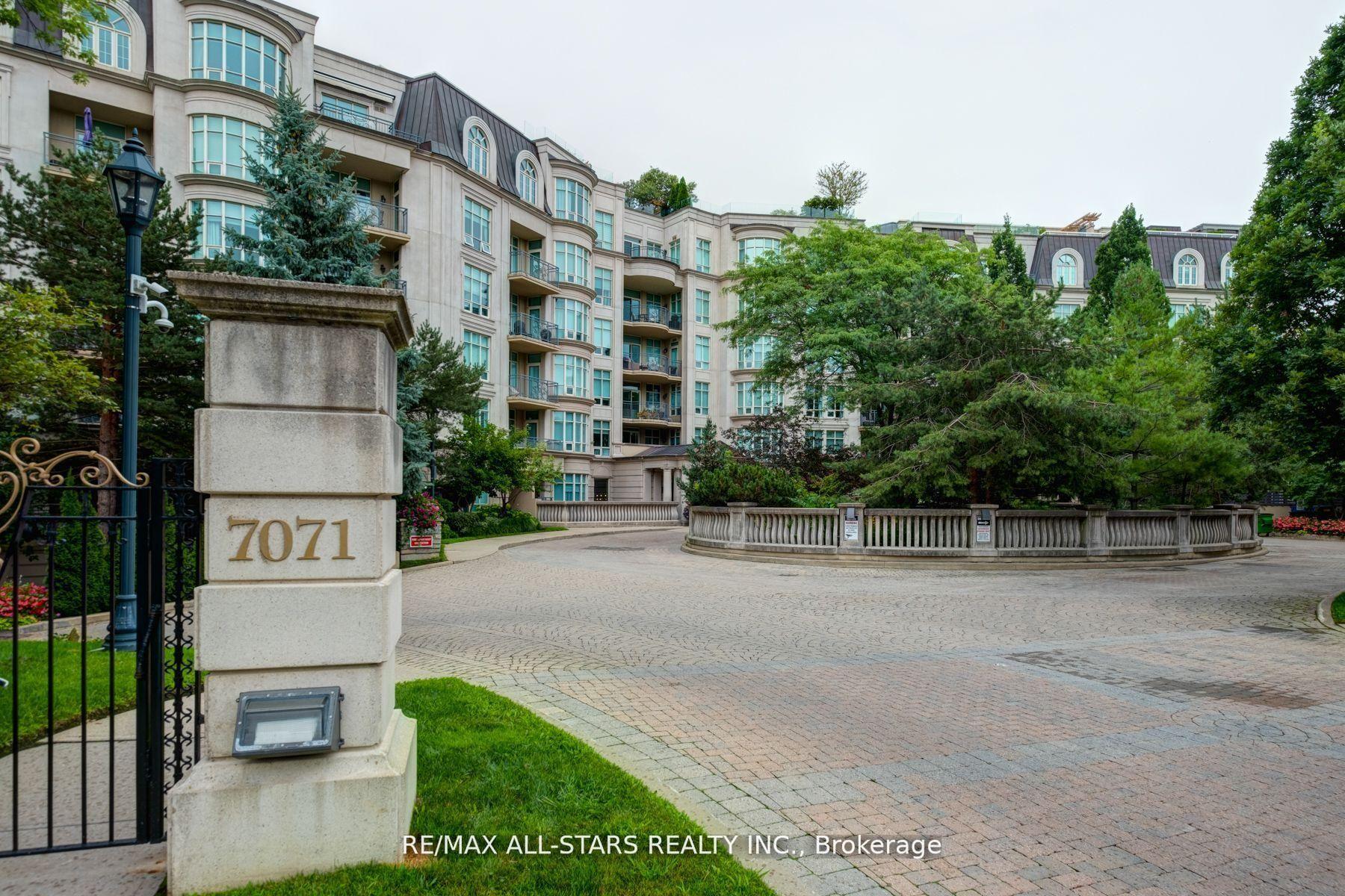 7071 Bayview Avenue 211, Markham, ON L3T 7Y8