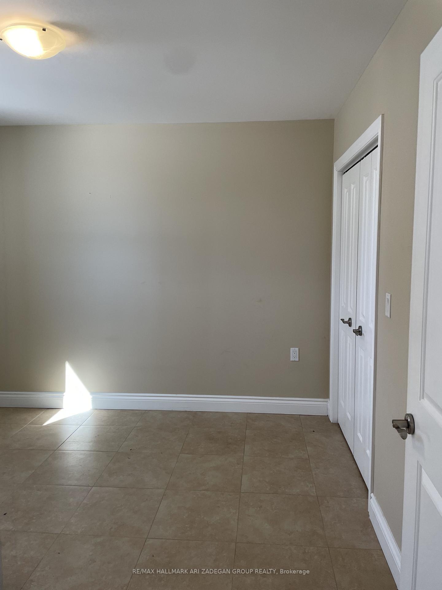 179B The Queensway N/A, Georgina — photo 5 of 5