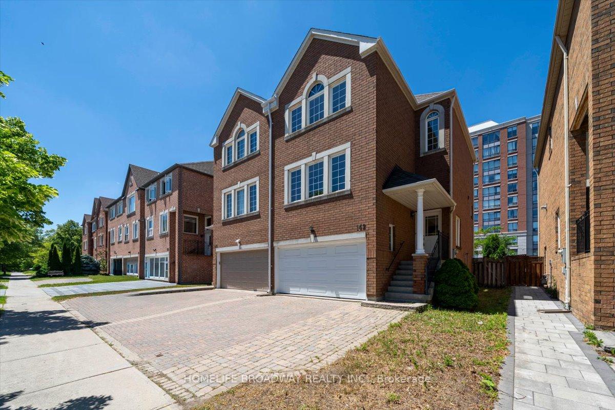 142 Leitchcroft Crescent, Markham, ON L3T 7T6
