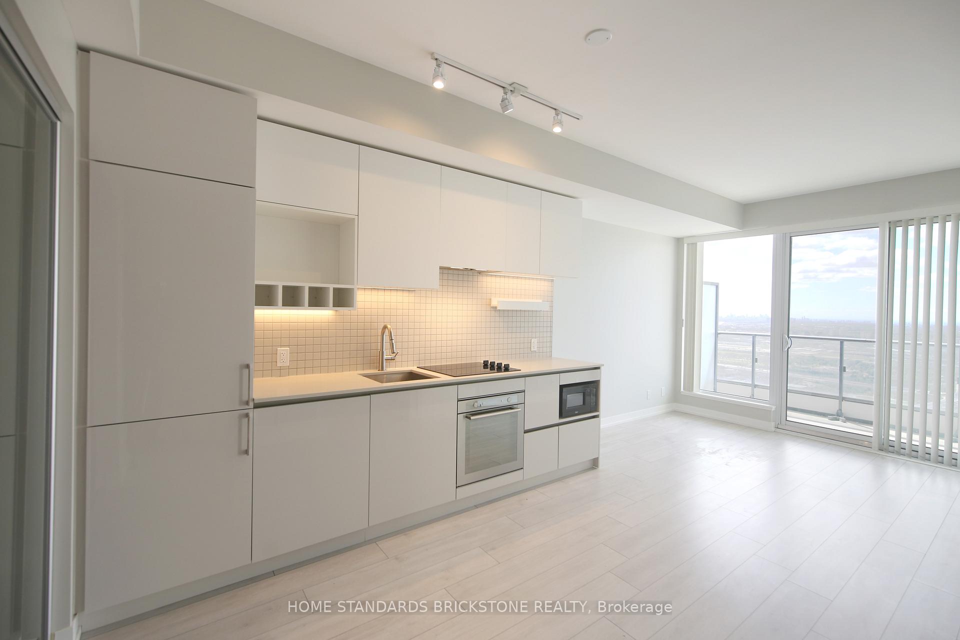 898 Portage Parkway 6008, Vaughan, ON L4K 0J6