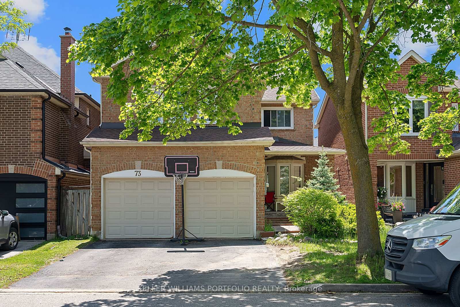 73 Jessica Gardens, Vaughan, ON L4J 3G1