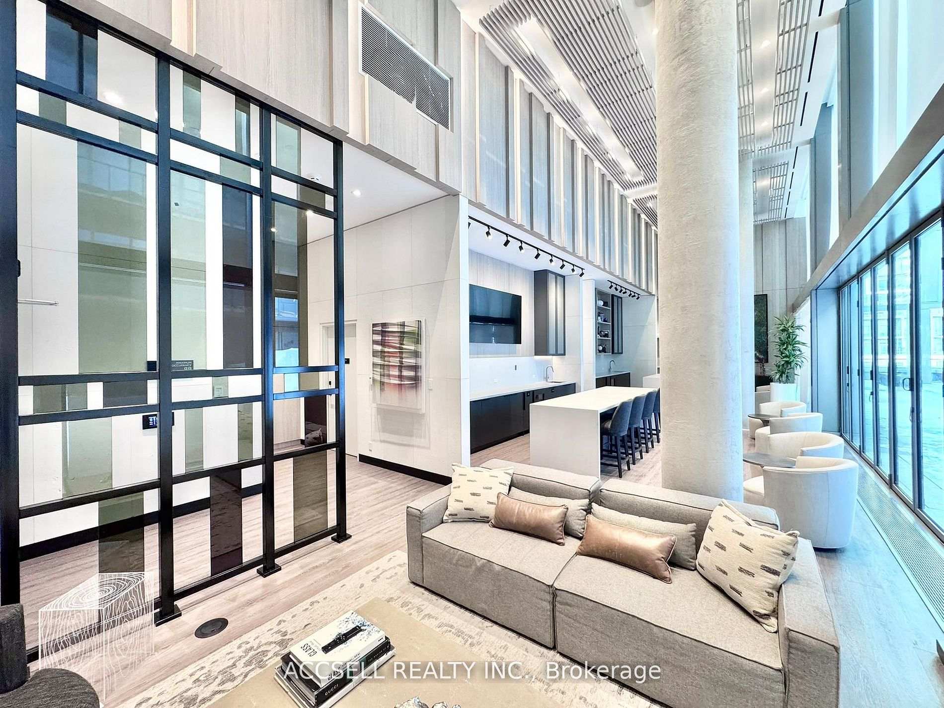 185 Millway Avenue W1505, Vaughan, ON L4K 0L2