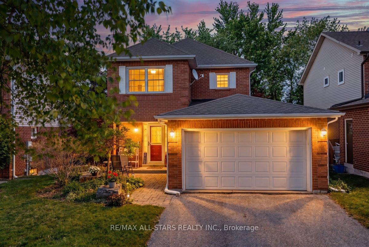 66 Kyle Crescent, Georgina, ON L4P 3P6