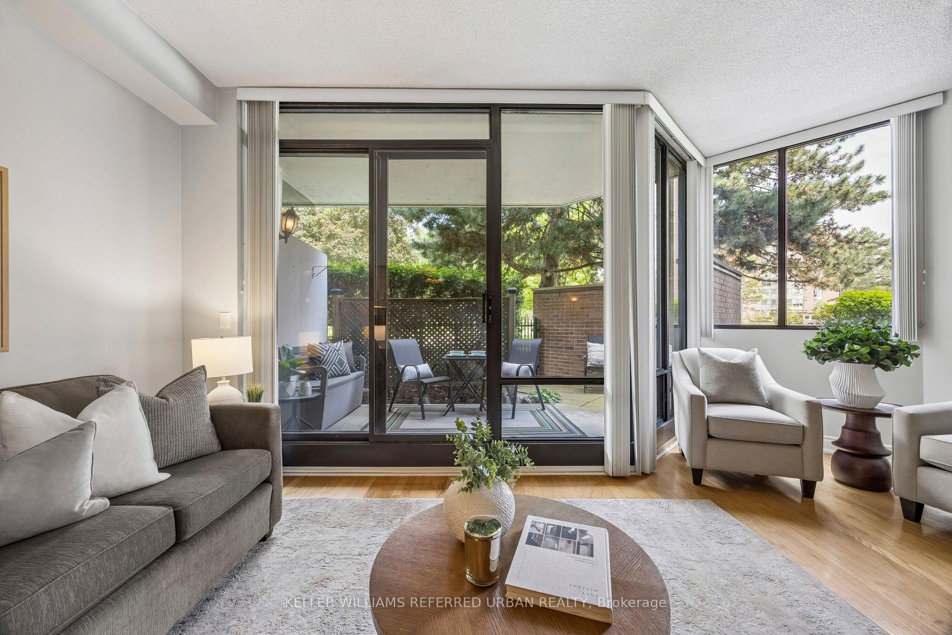 40 Baif Boulevard 103, Richmond Hill, ON L4C 5M9